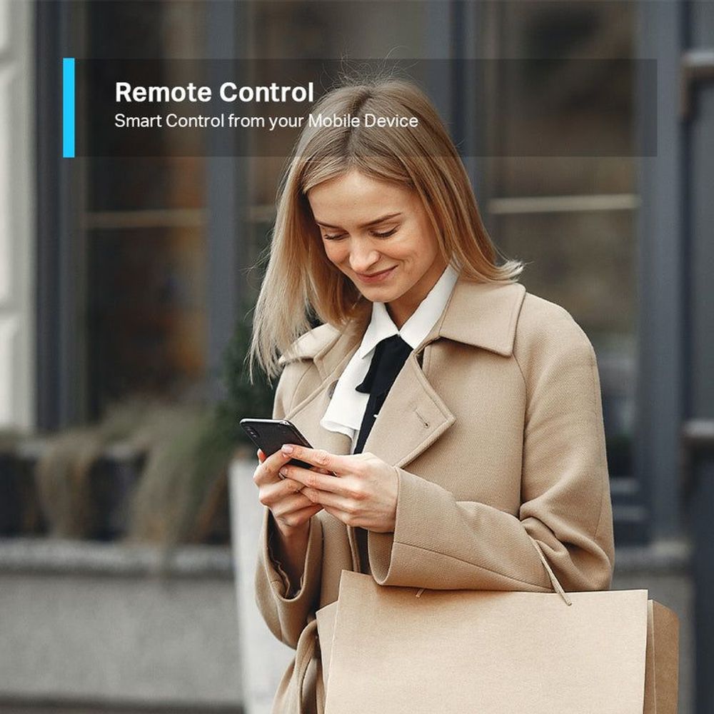 Smart Wi‑Fi socket remote control on smartphone shown in use