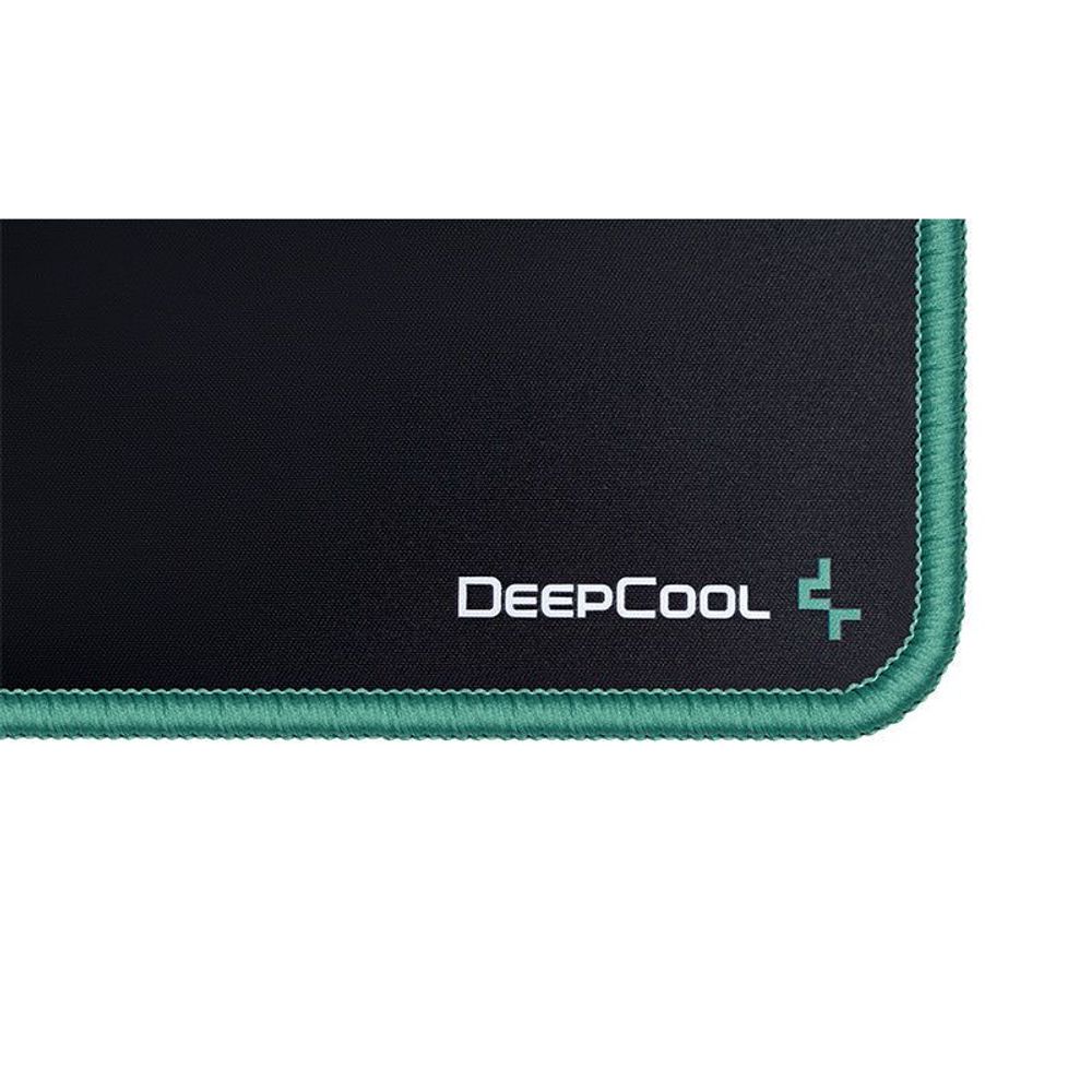 DeepCool cloth mouse pad corner detail with DeepCool logo and teal stitched edge