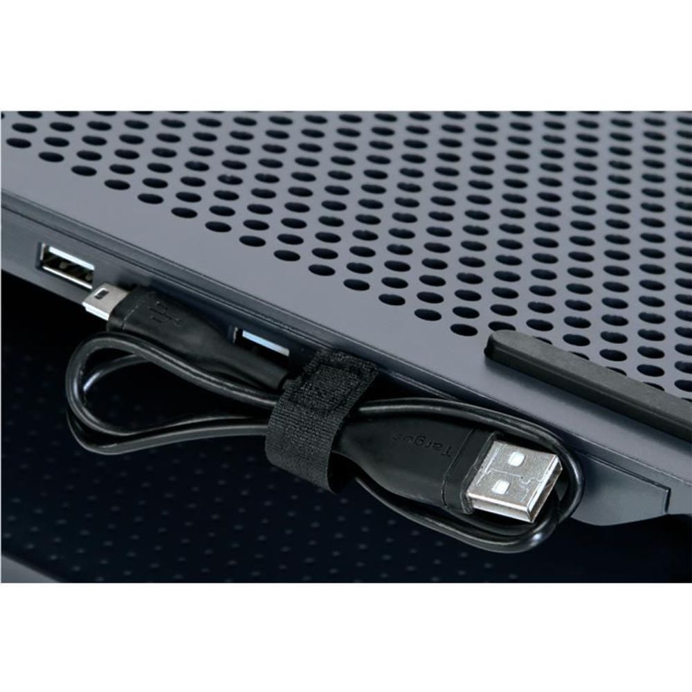 Targus Chill Mat+ with 4-port Hub