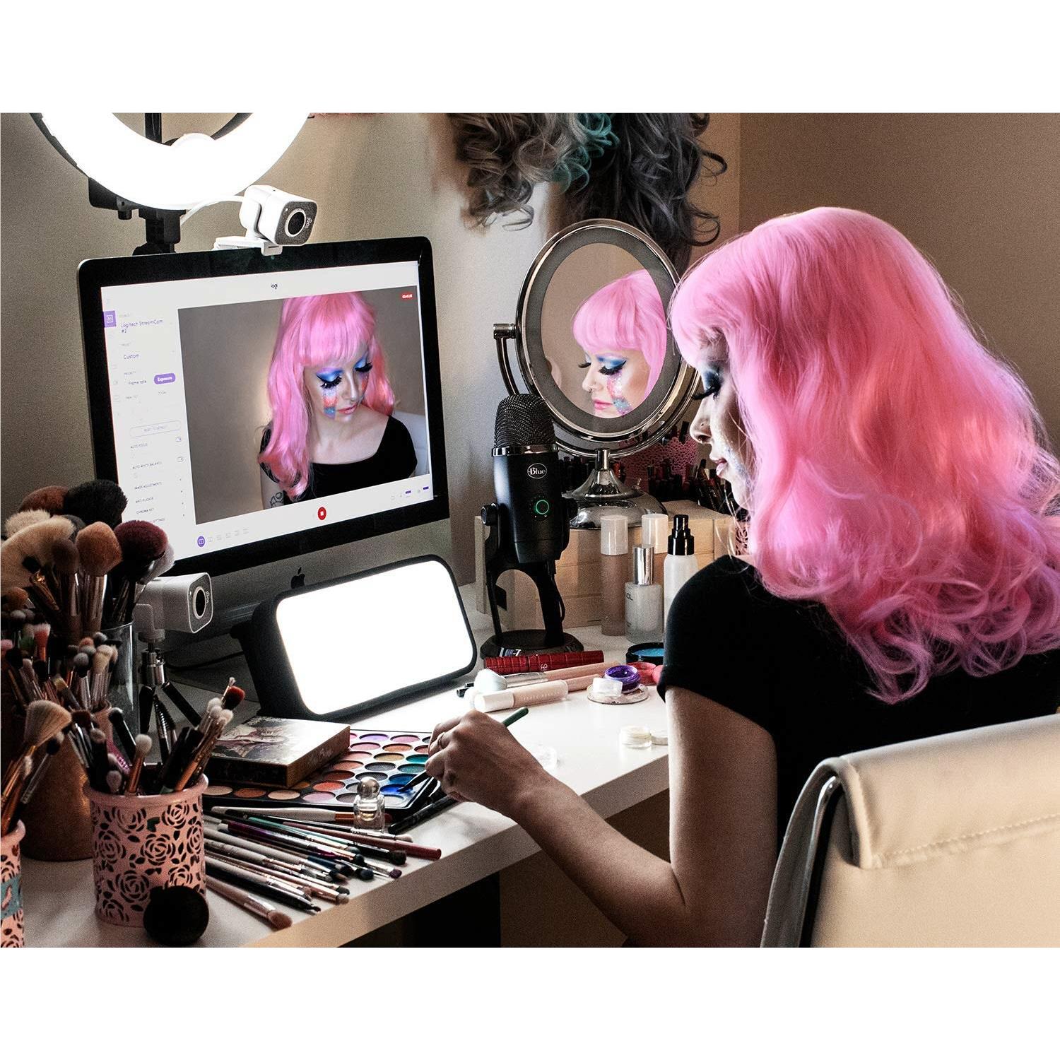 Logitech Streamcam (White)