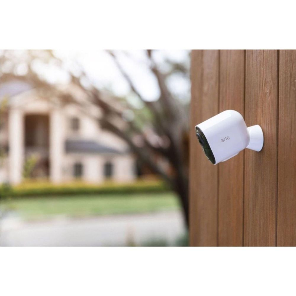 Arlo Technologies Ultra 2 Spotlight Camera (3 Camera System)