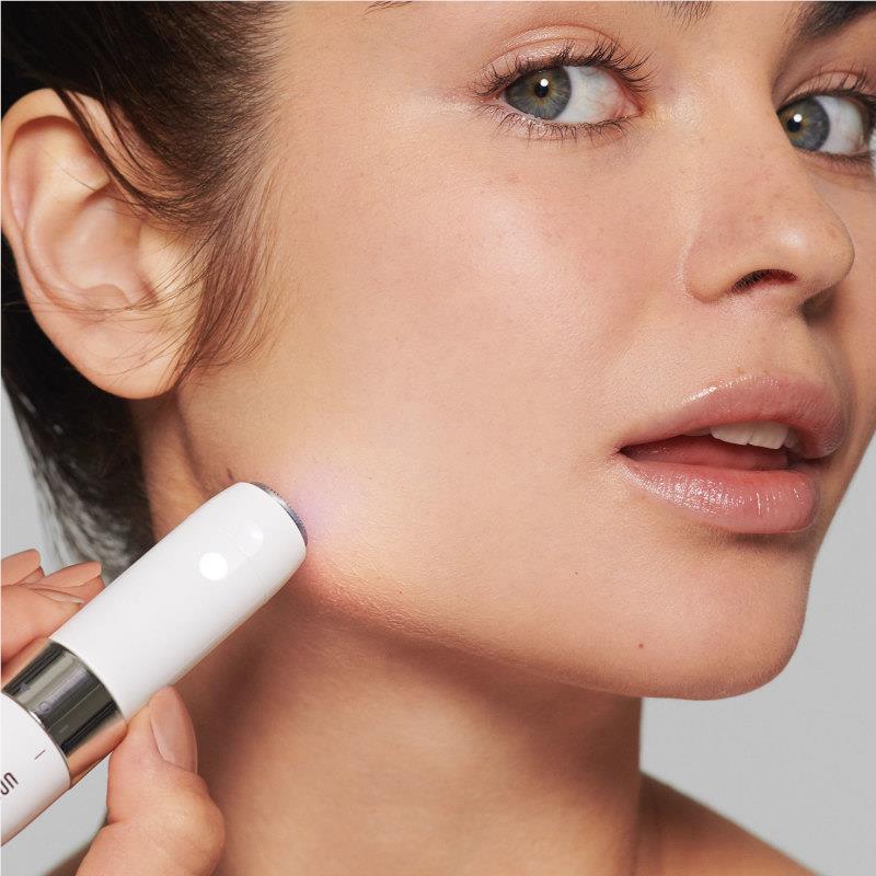 Braun Face Mini Hair Remover with Smartlight