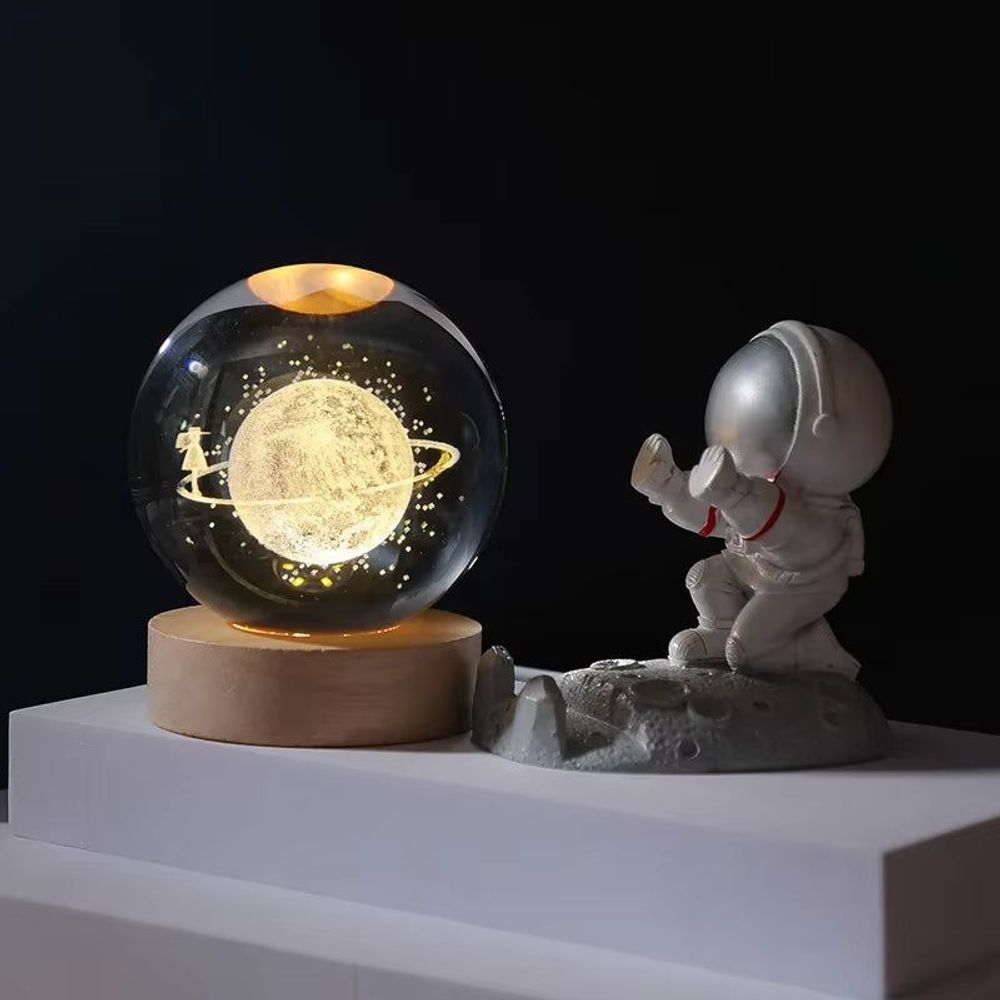 6/8Cm 3D Crystal Ball Planet Night Light Starry Sky Strolling