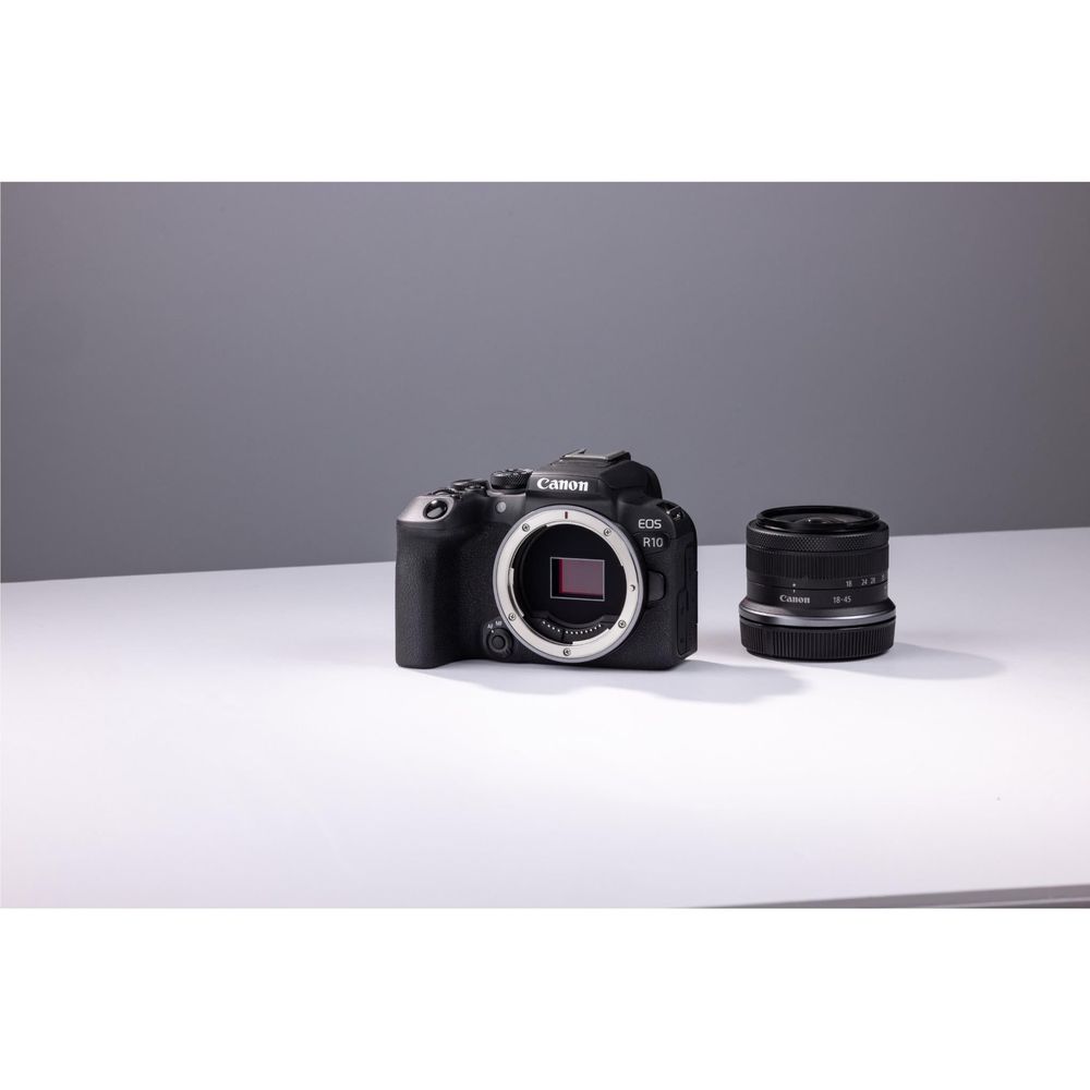 Canon EOS R10 Mirrorless Camera with RFS 18-45STM Lens