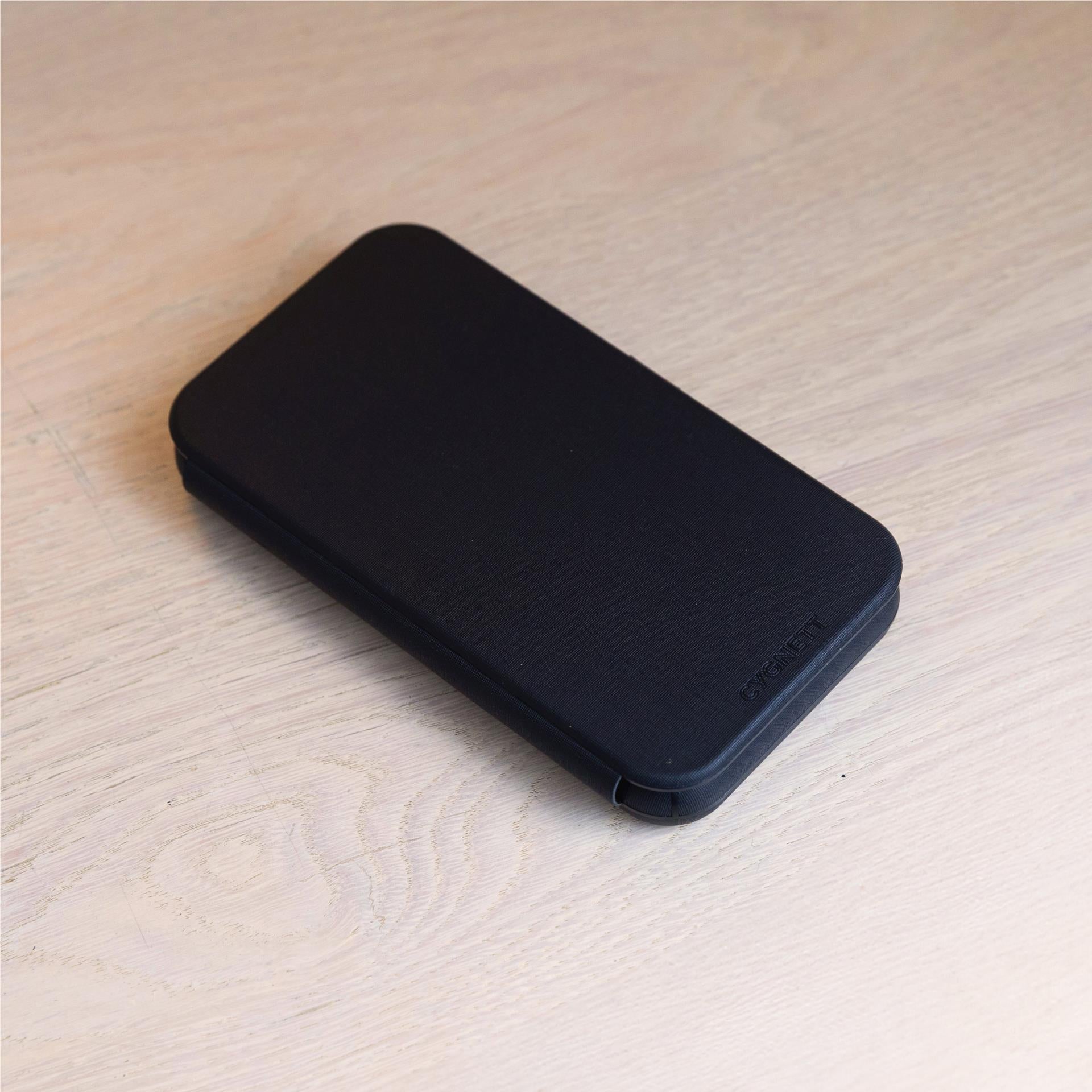 Cygnett Voyager MagTravel 3-in-1 Wireless Charger