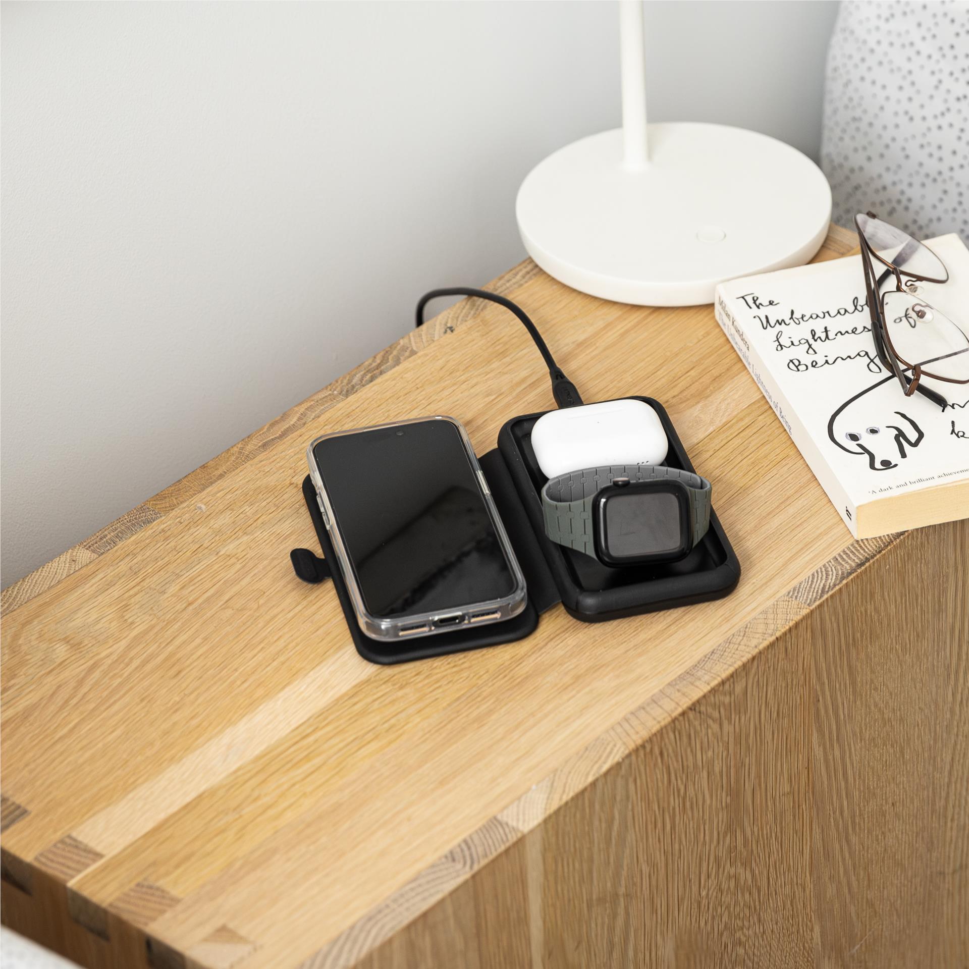 Cygnett Voyager MagTravel 3-in-1 Wireless Charger