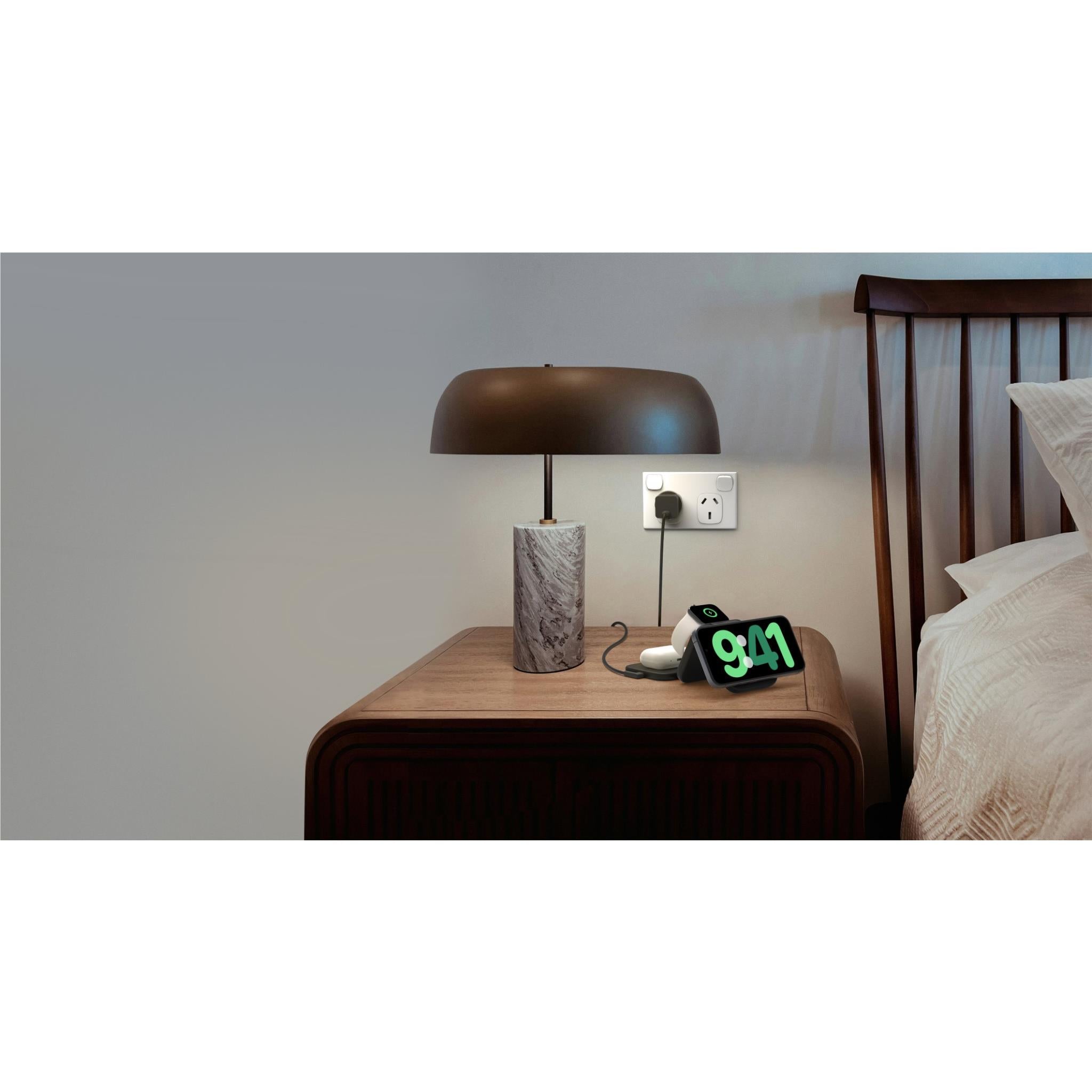 Belkin BoostCharge Pro 3-in-1 Magnetic Qi2 15W Charging Travel Pad