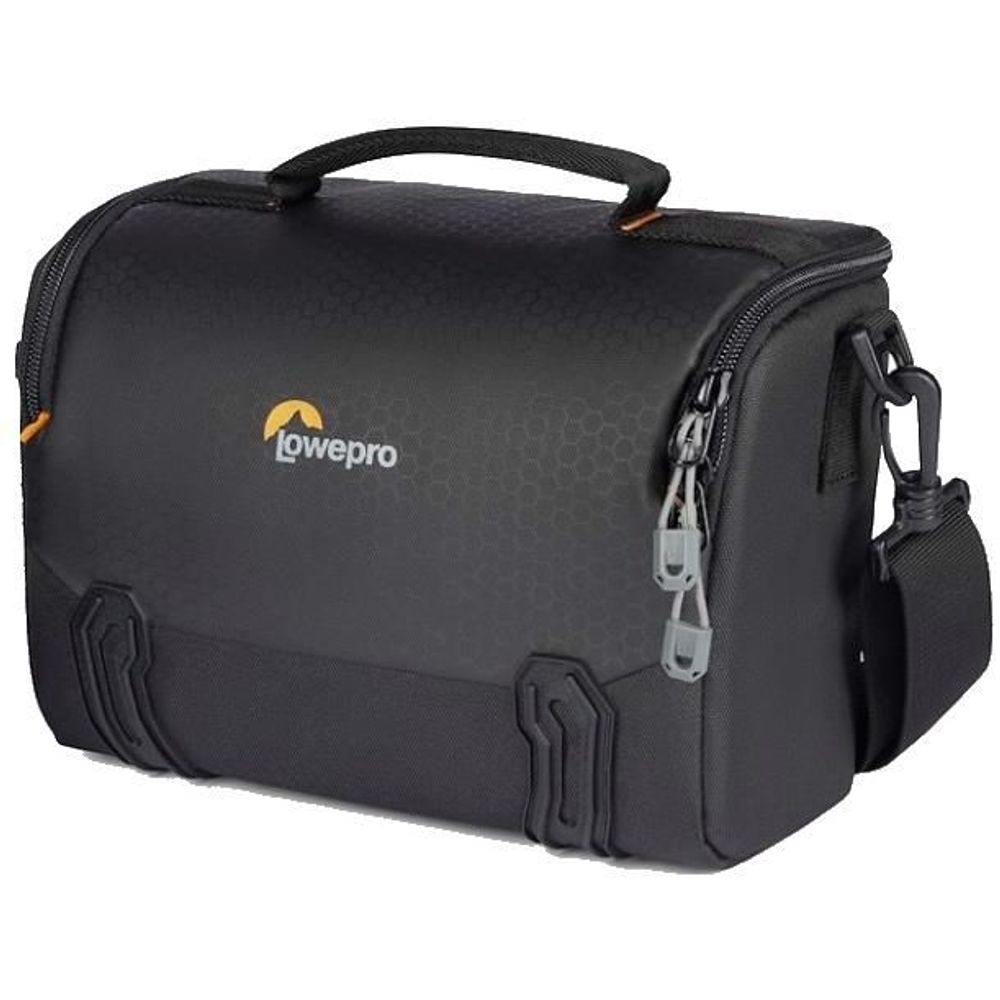 Lowepro Adventura SH 140 III Camera Bag (Black)