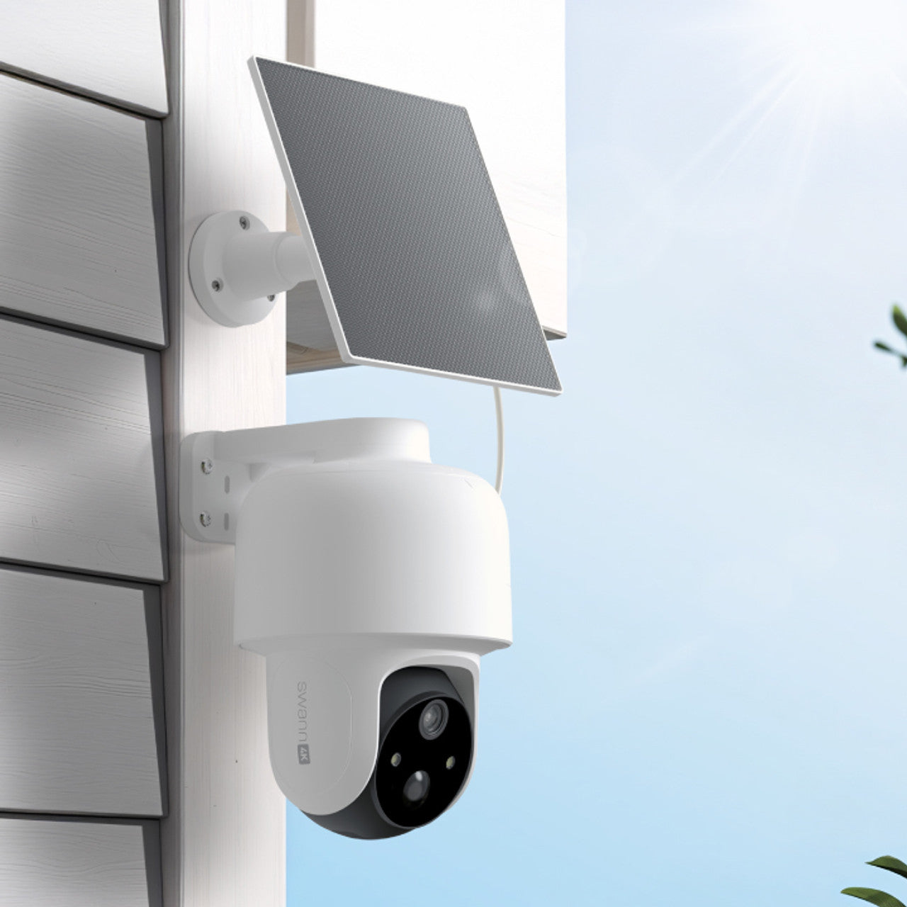 SWIFI-4KPTBCSOL-GL - Swann 4K Battery Pan Tilt Camera USB-C x 1/SOLAR4 Solar Panel x 1