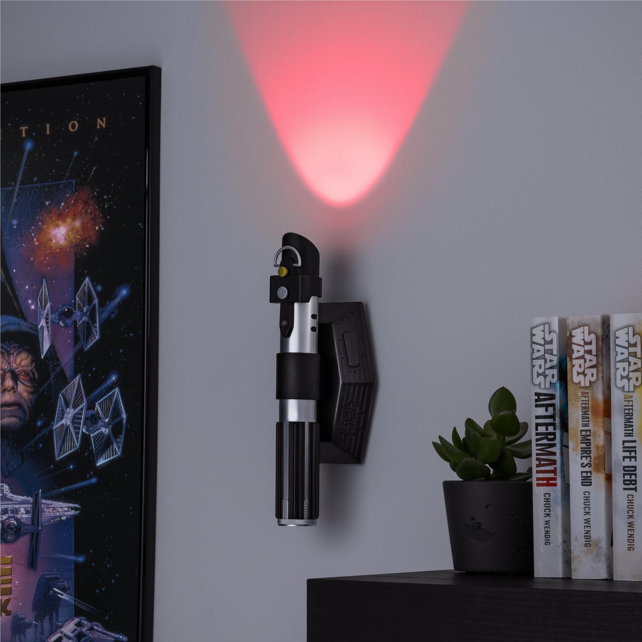 Paladone Star Wars Lightsaber Uplighter (Darth Vader)