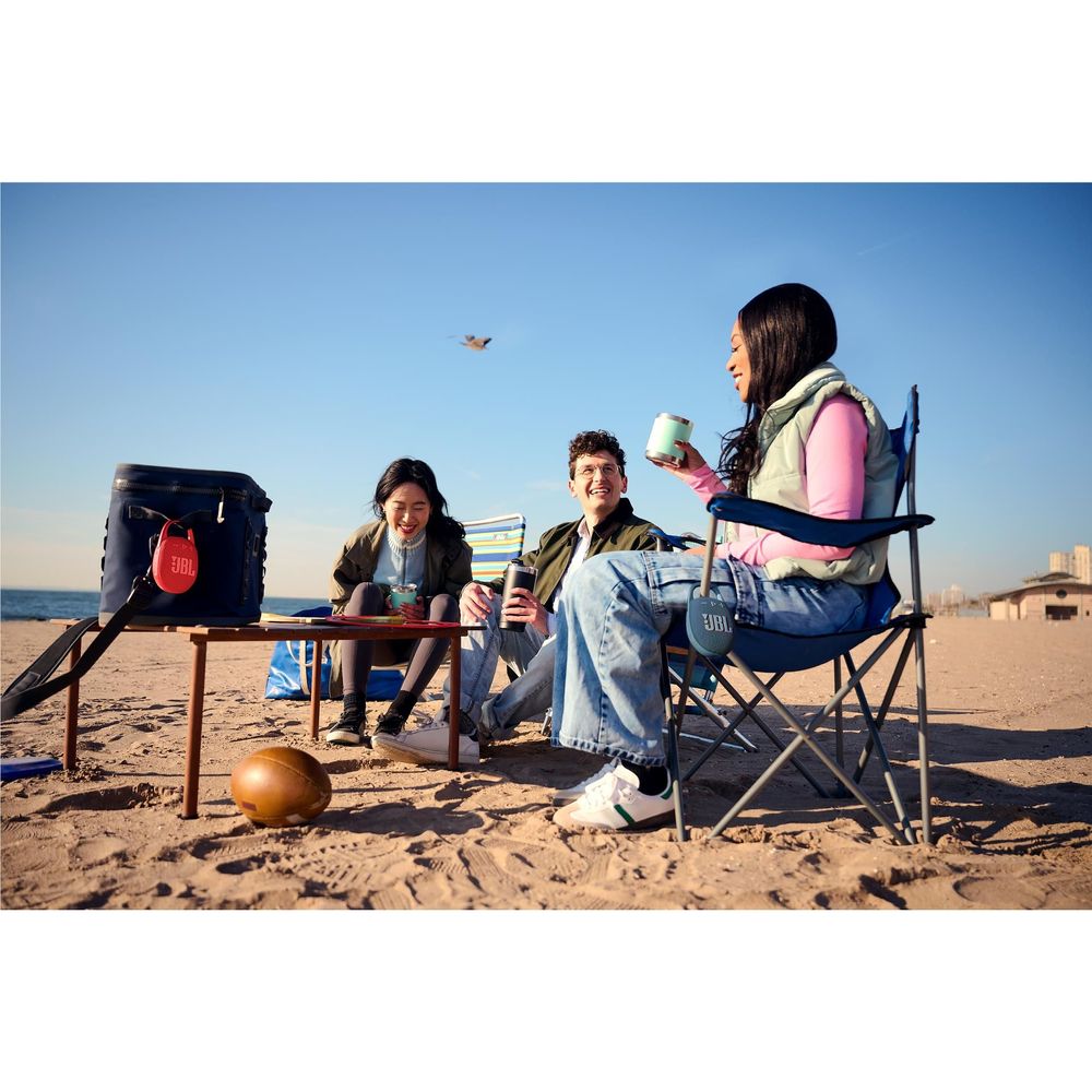JBL Clip 5 Ultra-portable Bluetooth Speaker (Black)