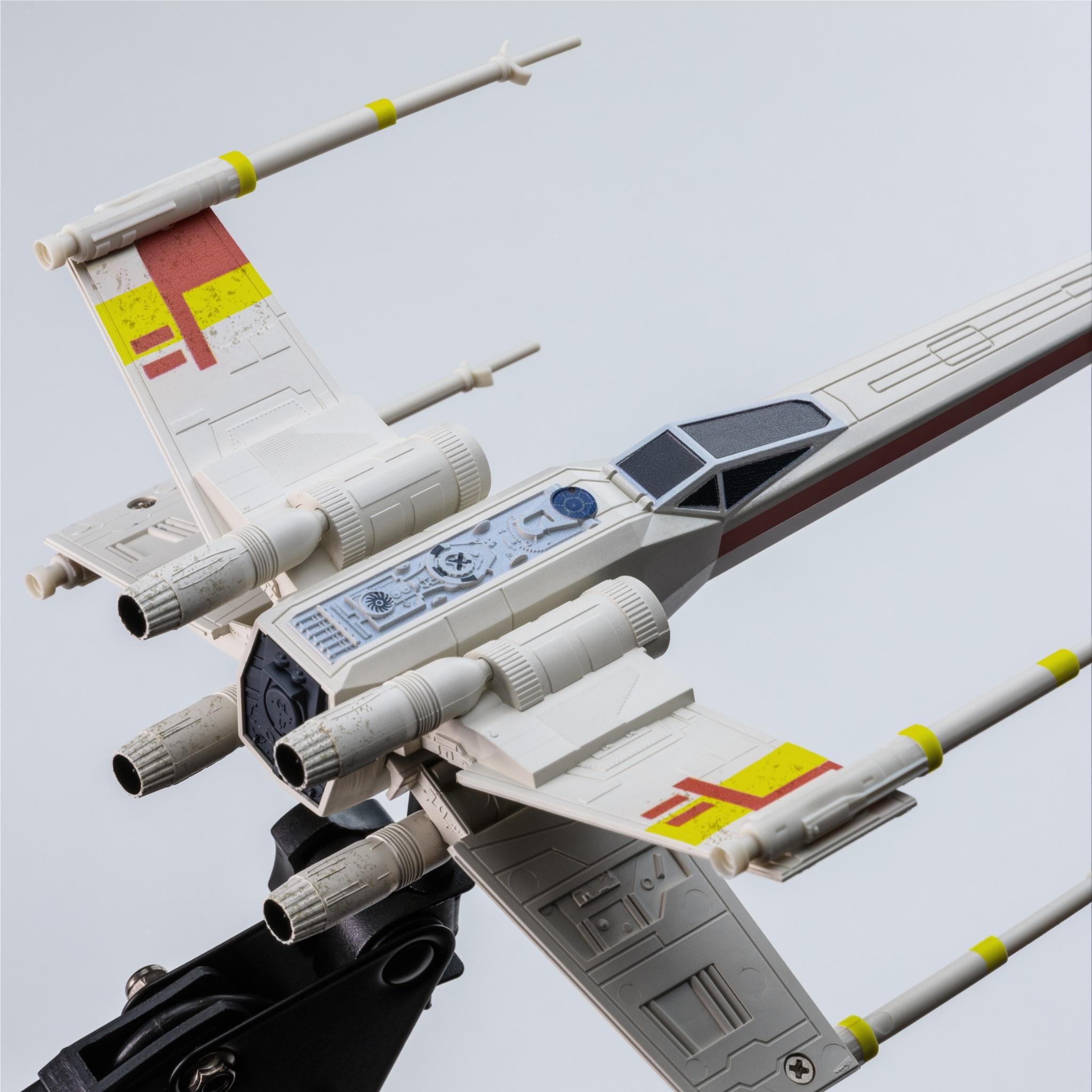 Star Wars - X-Wing Posable Desk Light