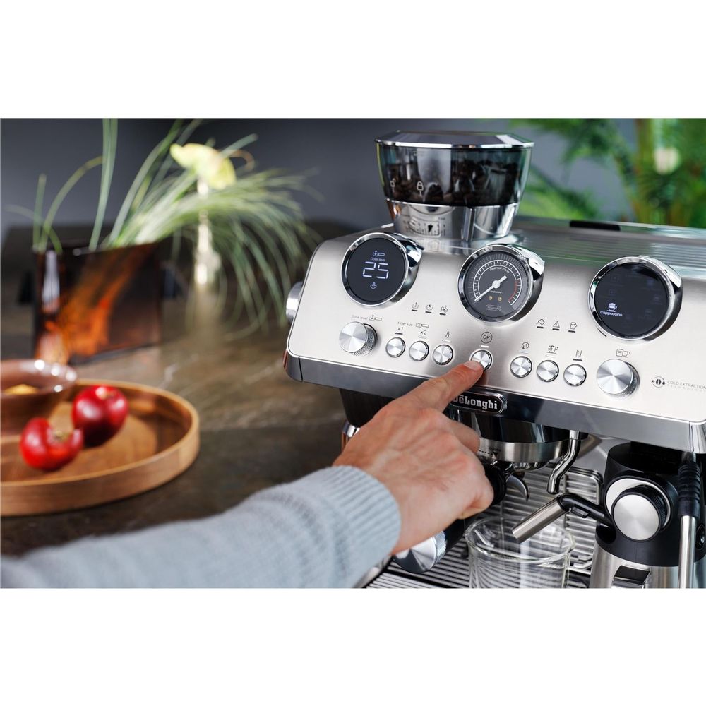 De'Longhi La Specialista Maestro Manual Coffee Machine