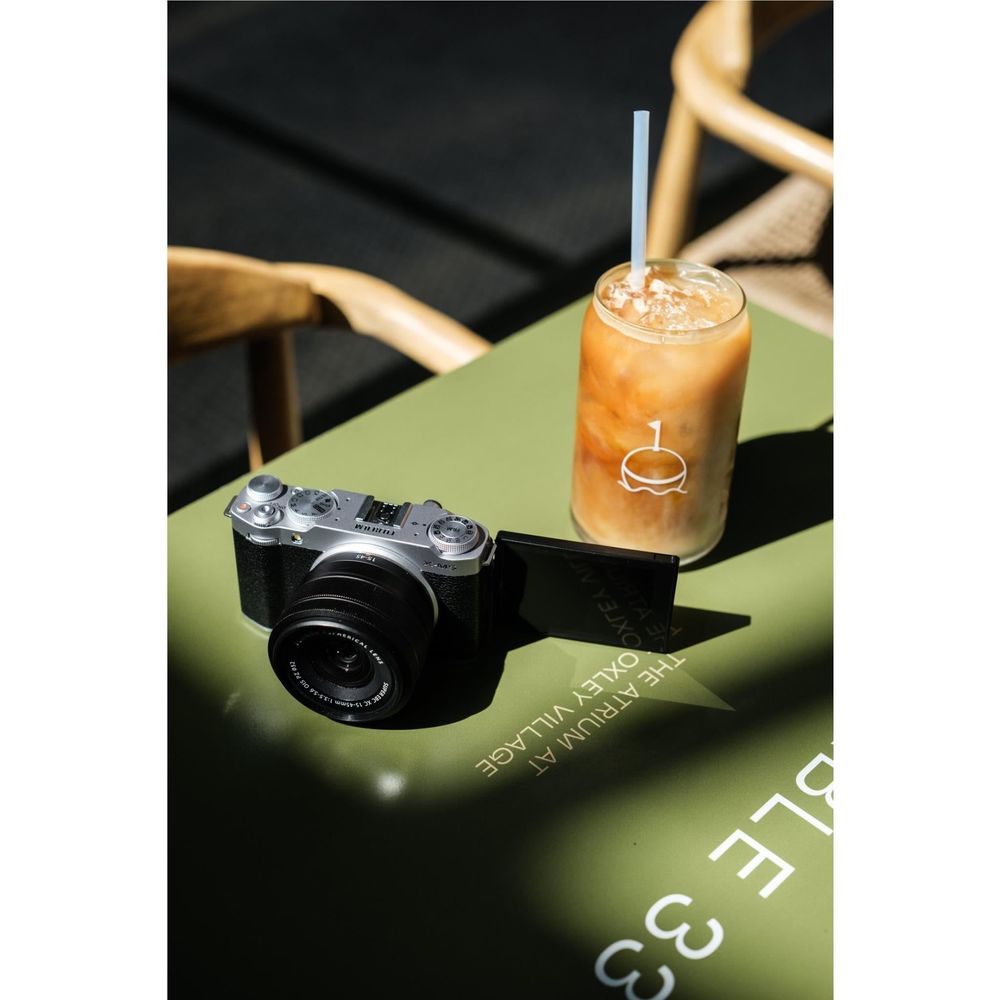 Fujifilm X-M5 Mirrorless Camera with XC 15-45mm Lens (Black)