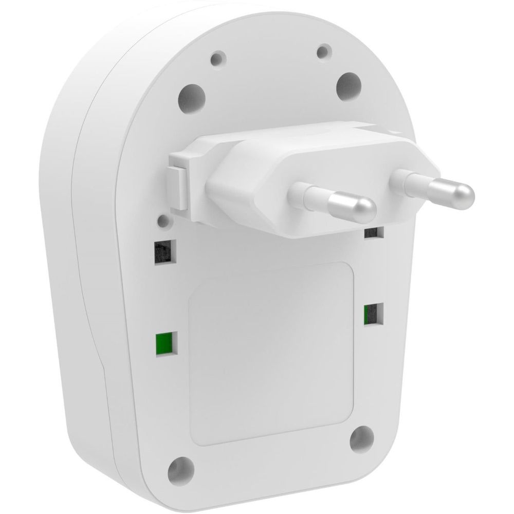 Jackson Outbound Universal Travel Adapter with USB-C/USB-A