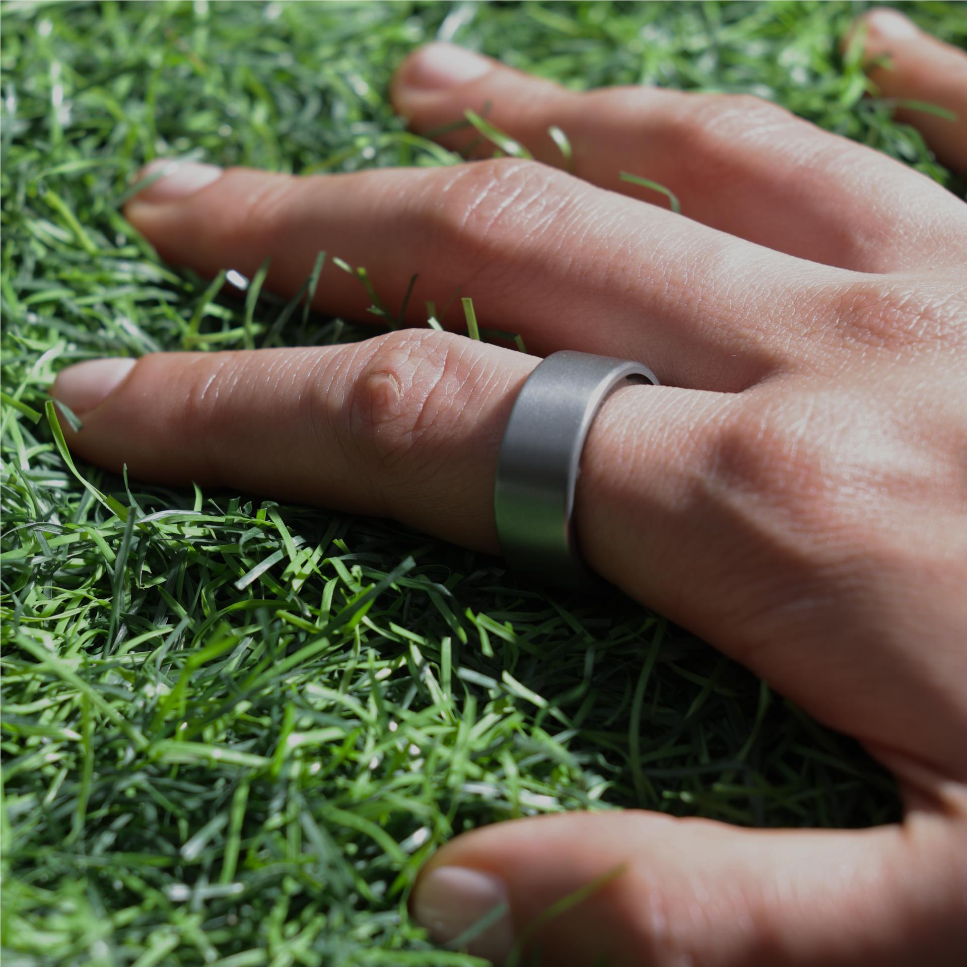 Ultrahuman Ring AIR smart ring in Titanium, size 7, image 8 - Smart Rings at Tech Supply Shed NZ