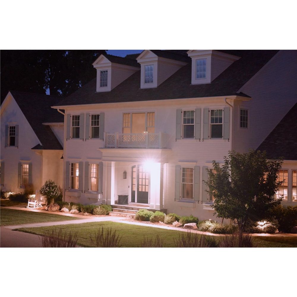 Arlo Wired Floodlight Camera (White)