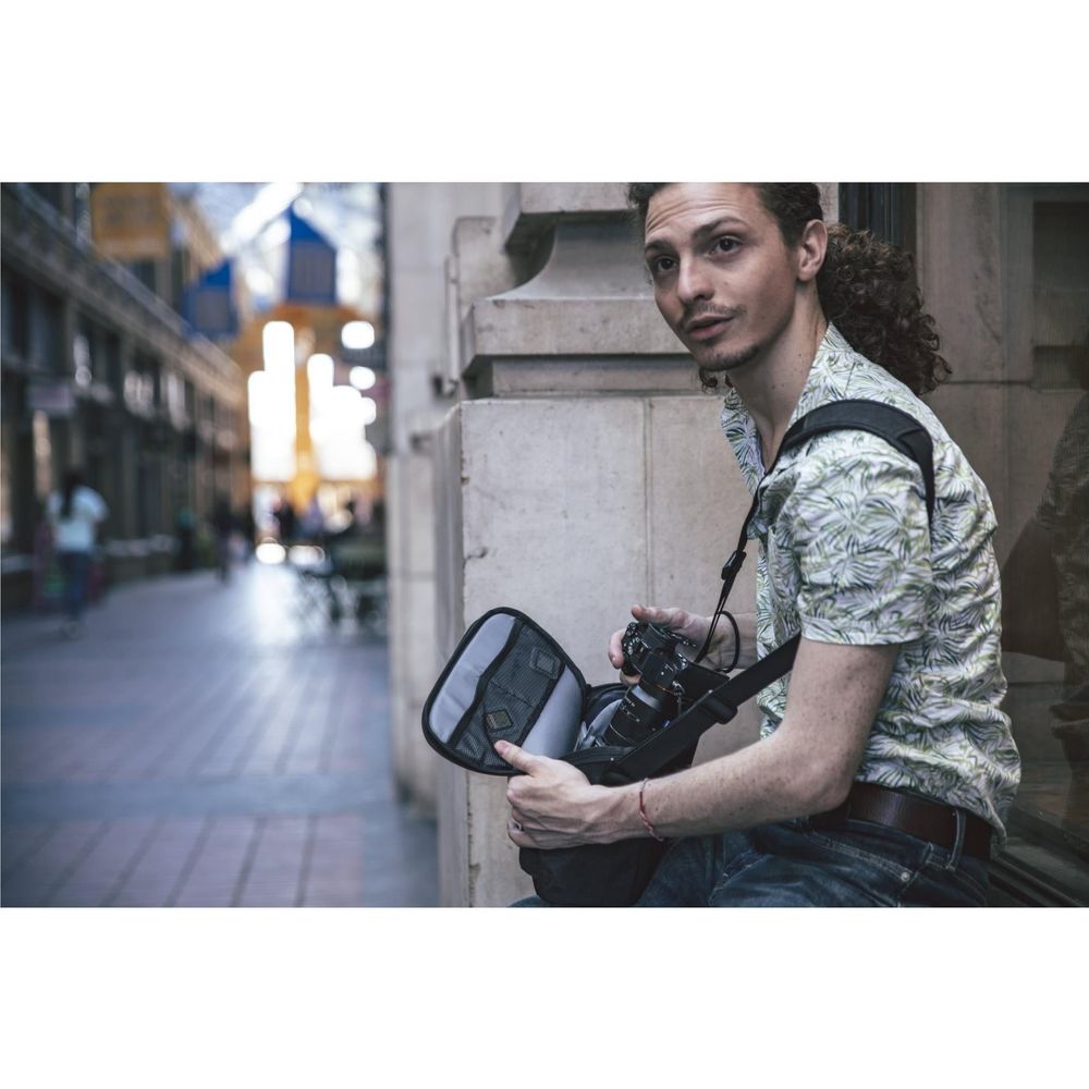 Vanguard Vesta Aspire 21 Shoulder Bag (Grey) [Medium]