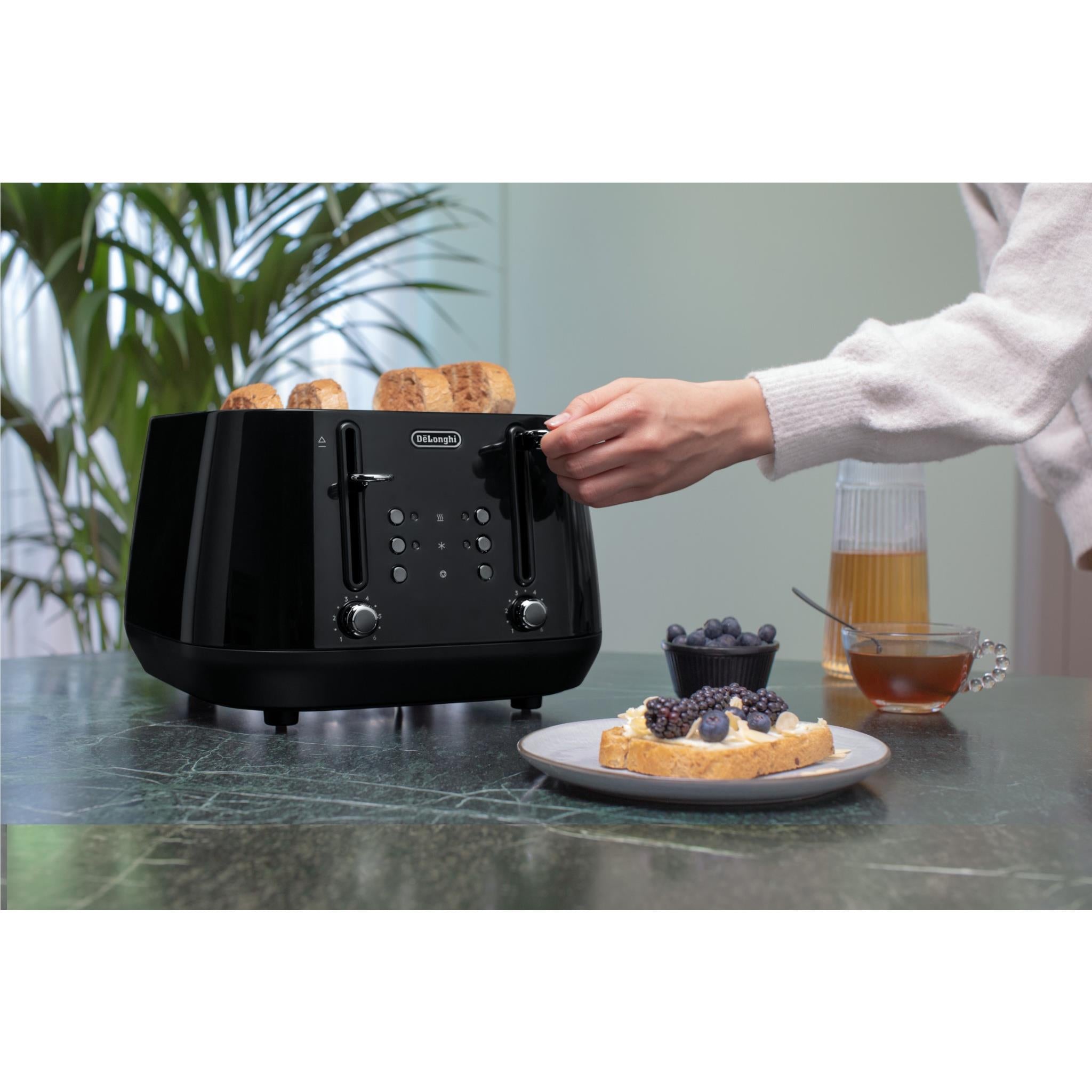 De'Longhi Eclettica 4 Slice Toaster Bold (Black)