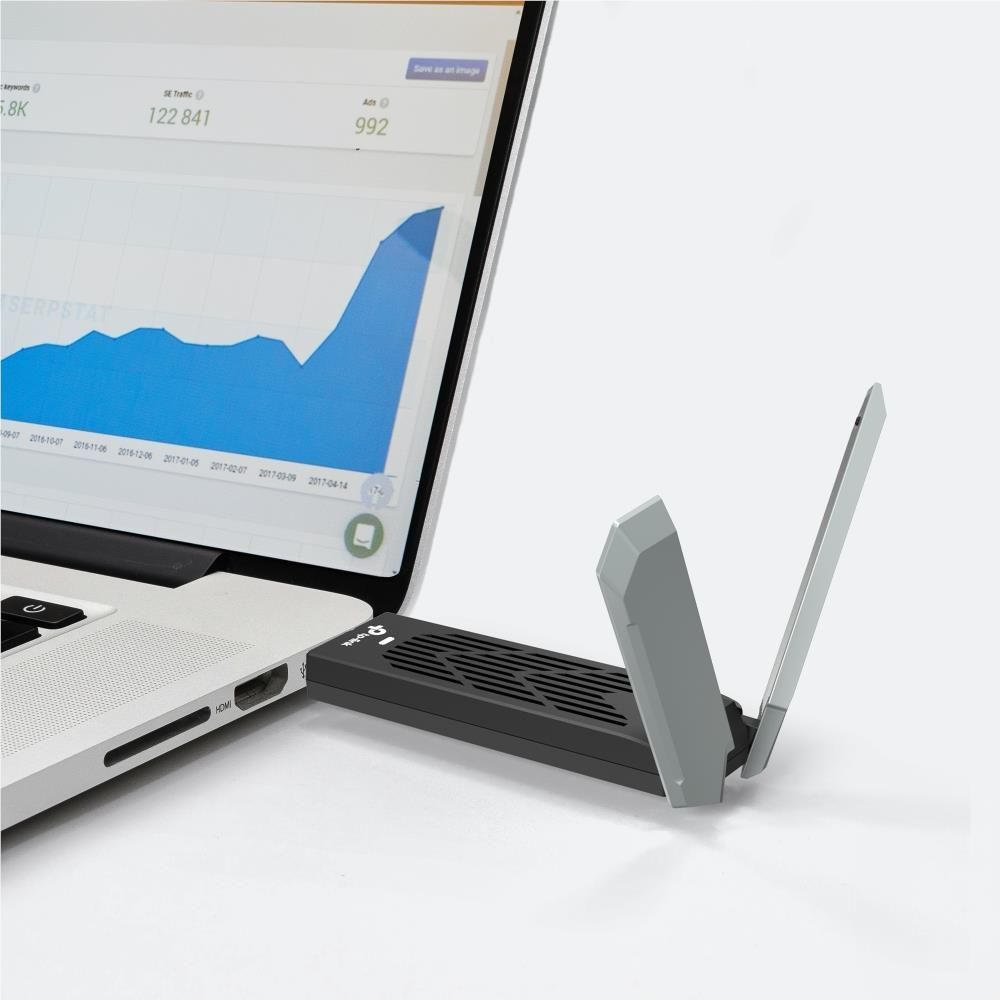 Wi‑Fi 7 USB adapter with dual antennas and USB plug cable