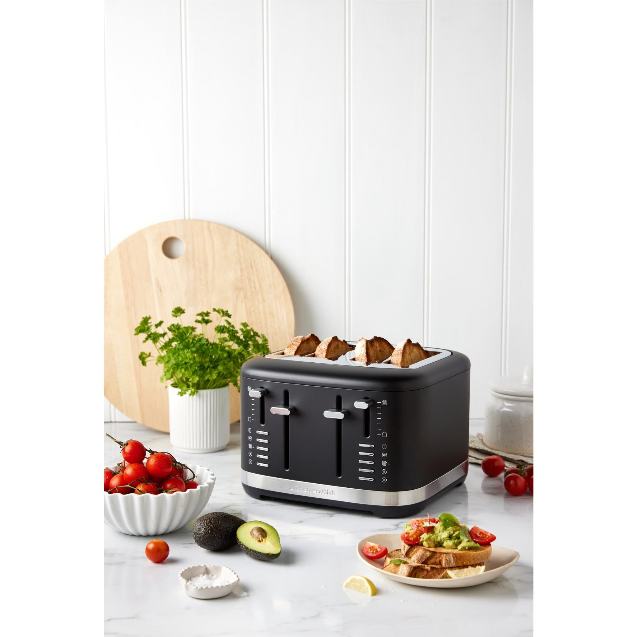 KitchenAid KMT4109 4 Slice Toaster (Matte Black)