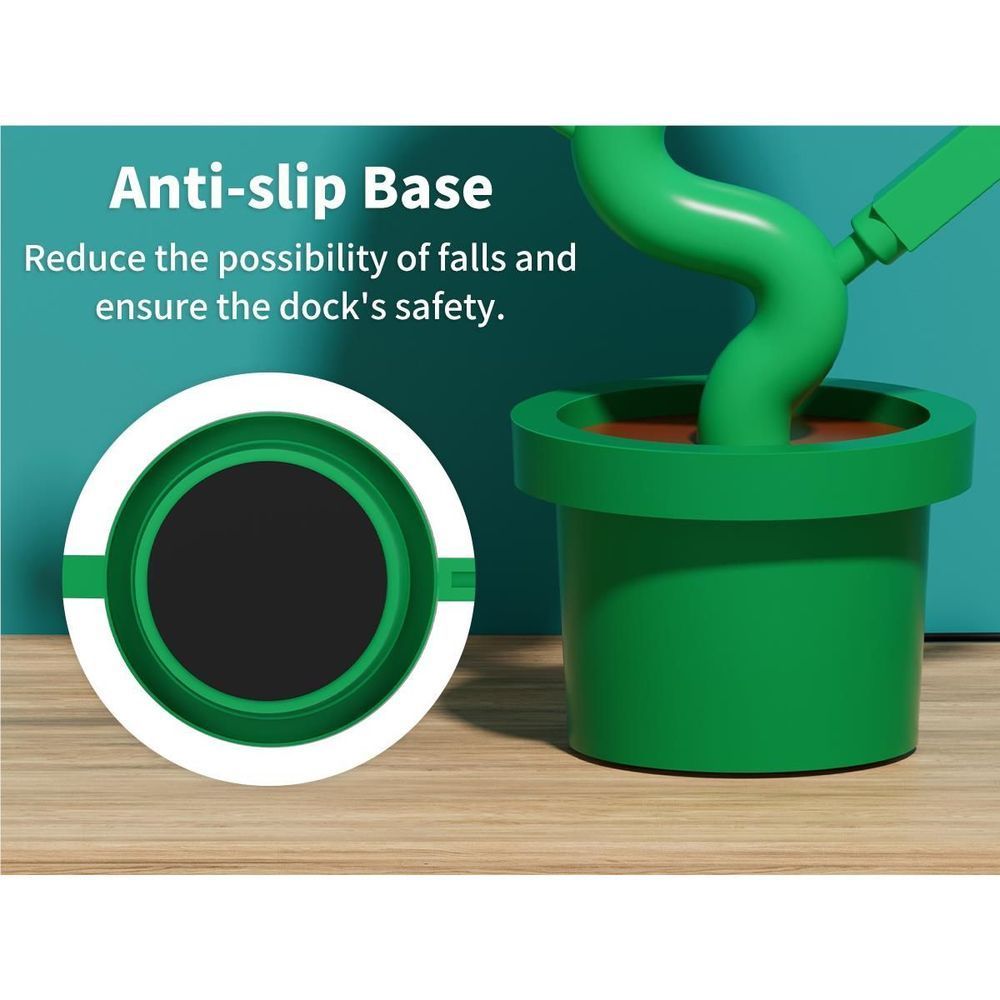 Green anti-slip base dock pot with piranha vine and red spotted head