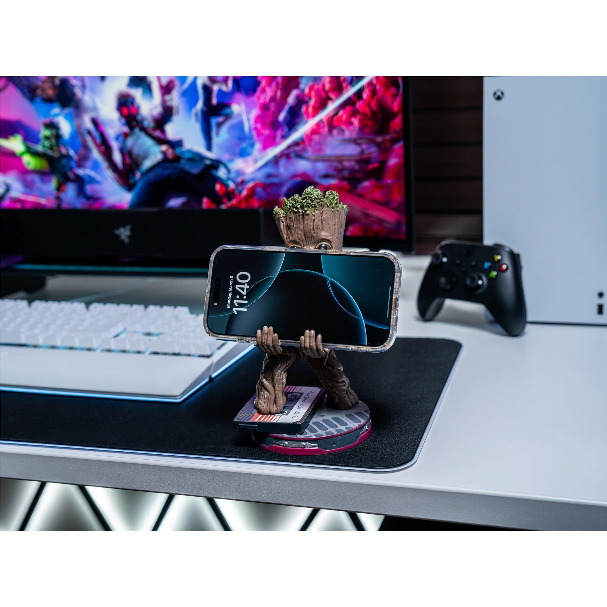 Cable Guys Controller/Phone Holder (Smiley Toddler Groot)