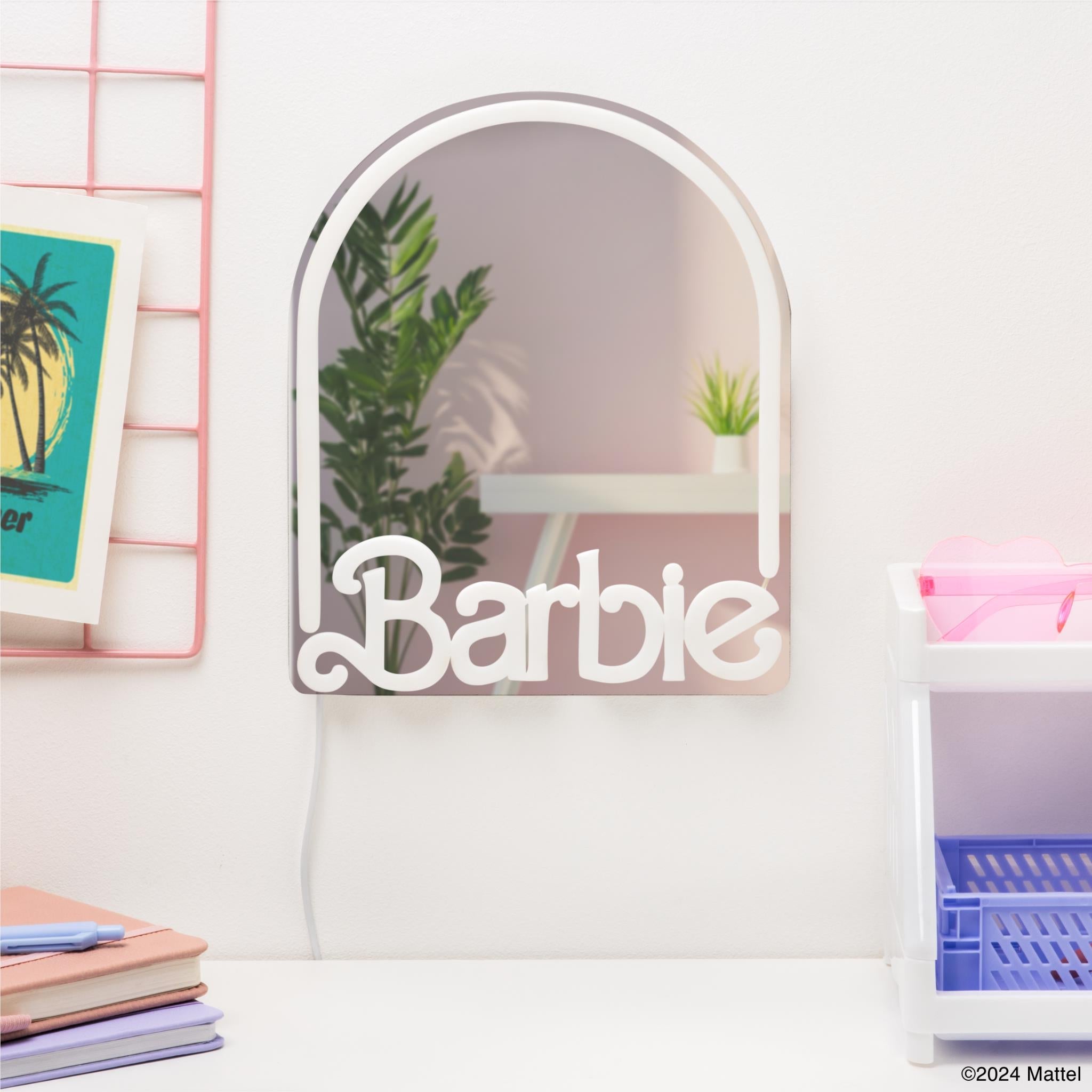 Paladone LED Neon Mountable Mirror (Barbie)