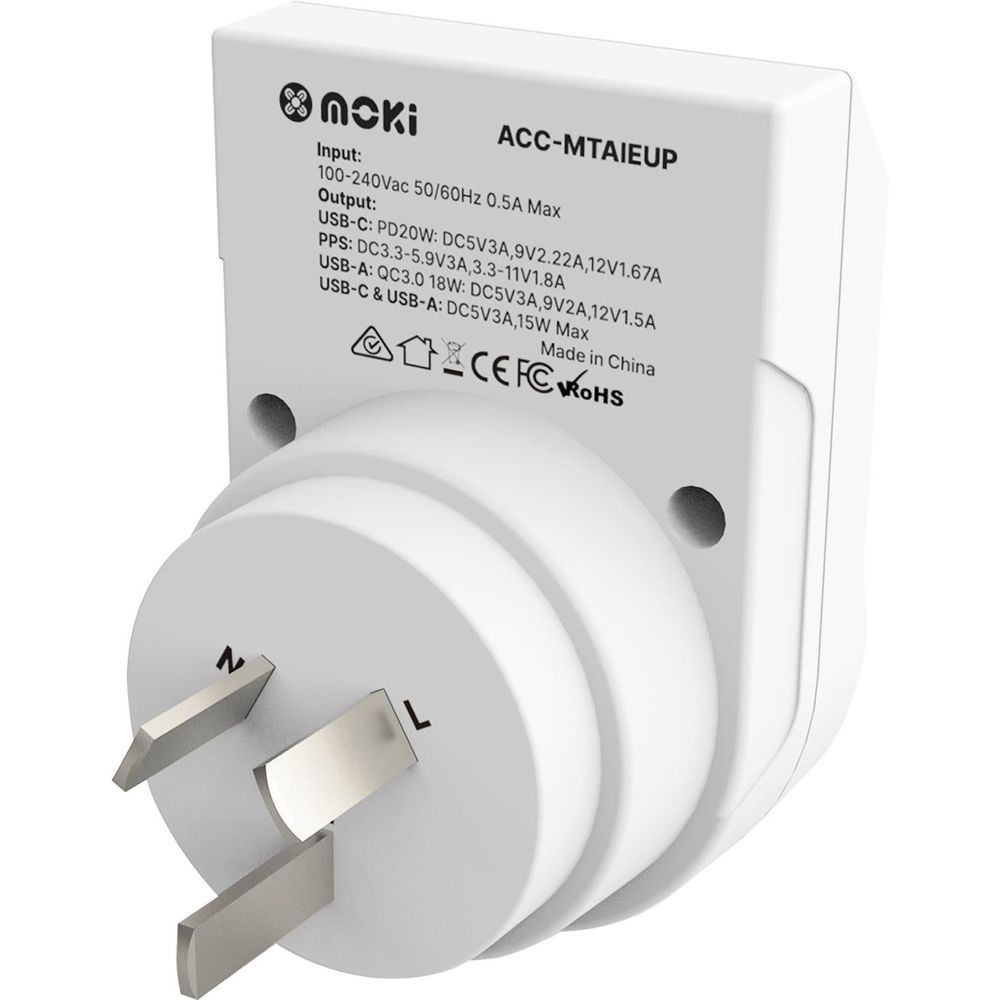 Moki travel adapter plug with labels and EU prongs L and N