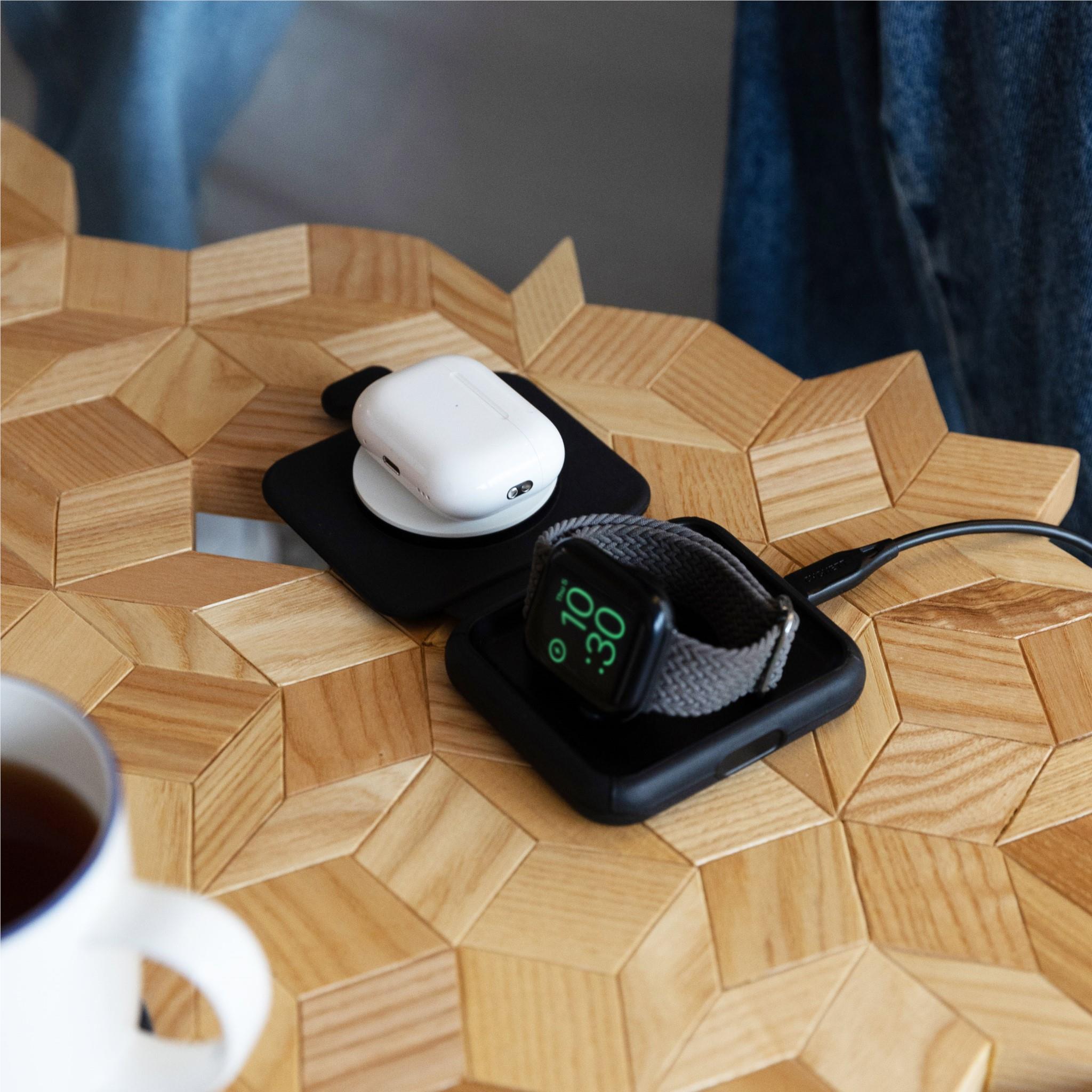 Cygnett Voyager MagTravel 2-in-1 Qi2 Wireless Charger