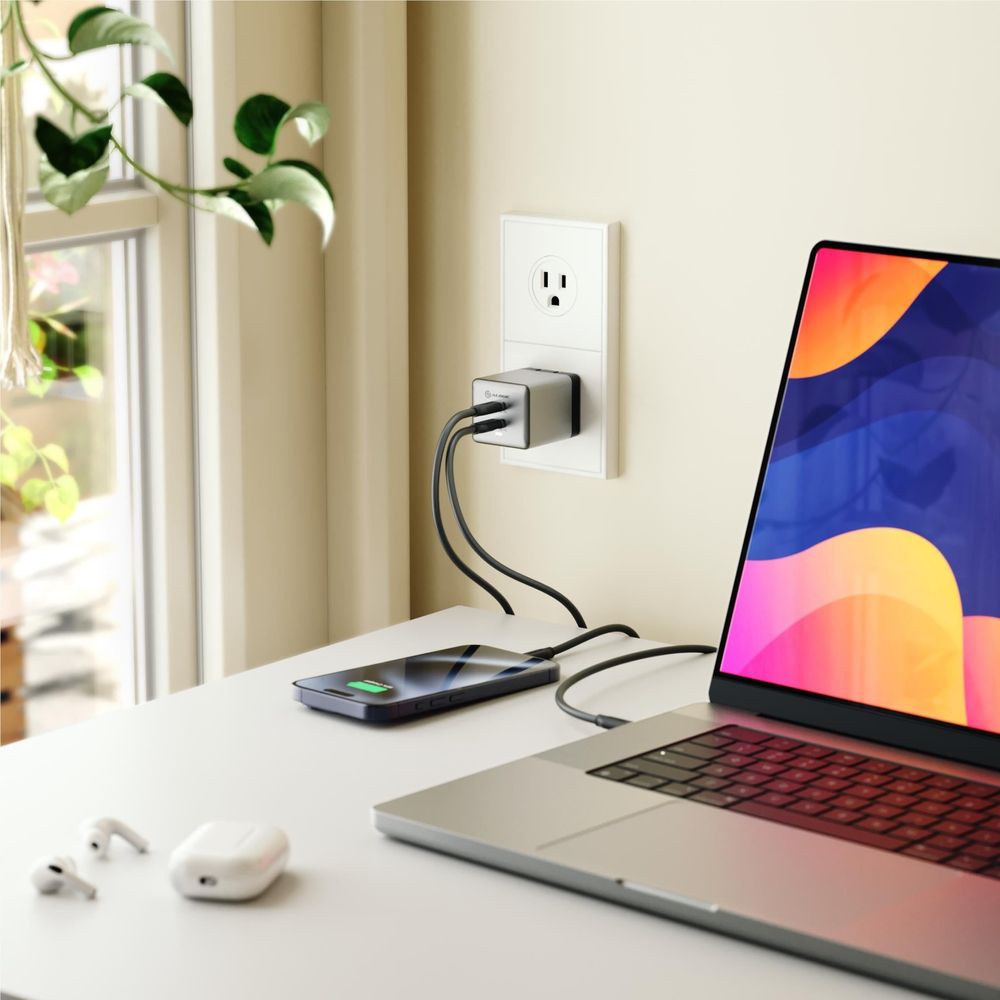ALOGIC Rapid Power 70W Cube GaN Dual USB-C Charger