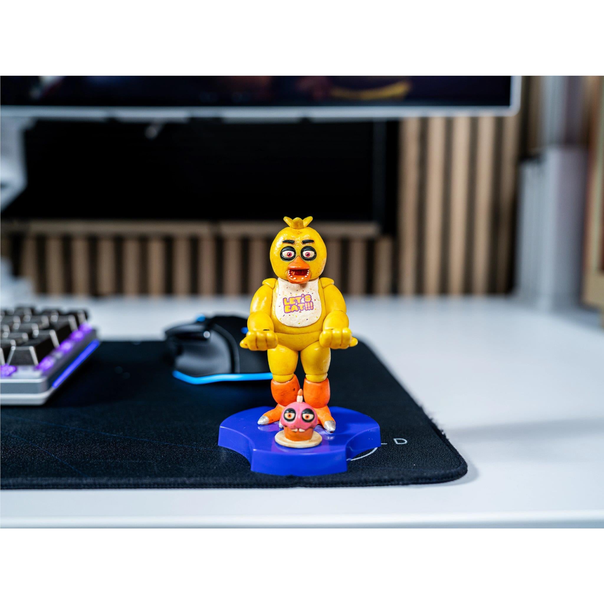 Cable Guys Holdems (Five Nights At Freddy's - Chica)
