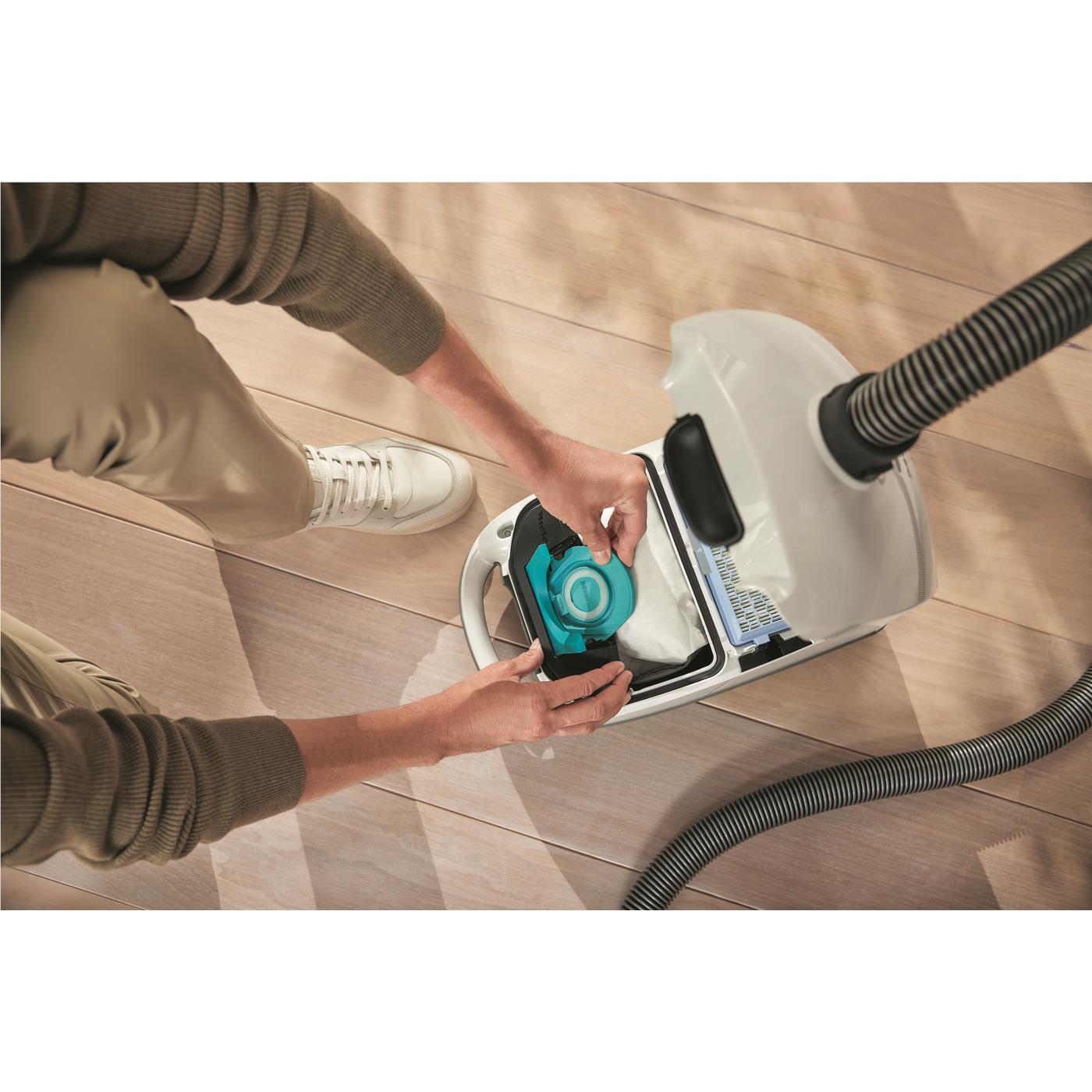 Miele Guard S1 Bagged Vacuum ( Sunset Yellow)