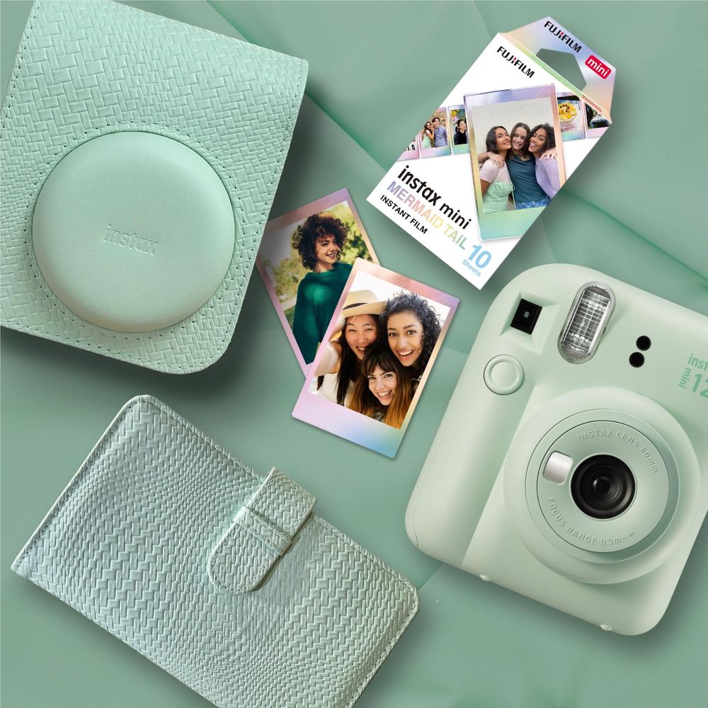 Fujifilm instax mini 12 Limited Edition Gift Pack (Green) [2025]