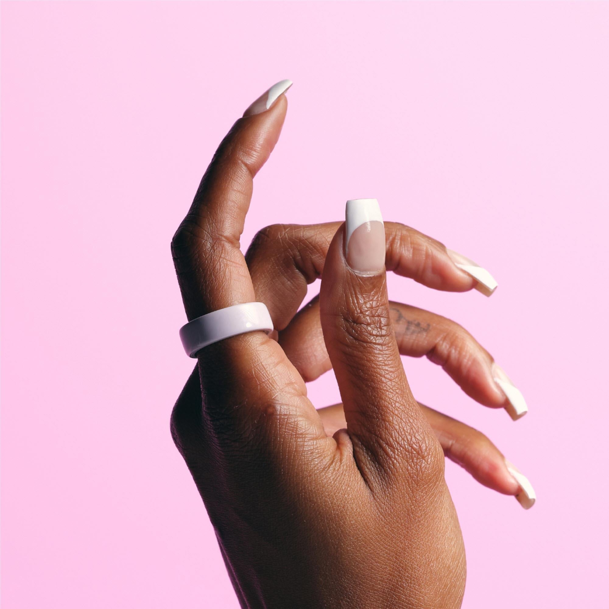 Oura Ring 4 Ceramic (Petal)