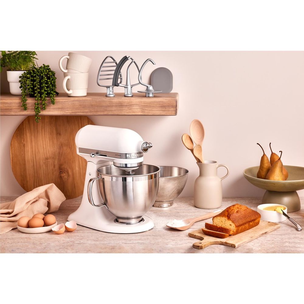 KitchenAid KSM195 4.7L Artisan Stand Mixer (Porcelain)