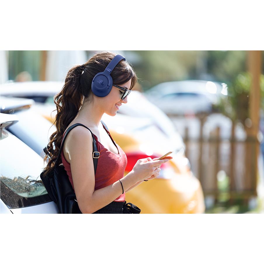 JBL Tune 780NC Wireless Over-Ear Noise Cancelling Headphones (Blue)