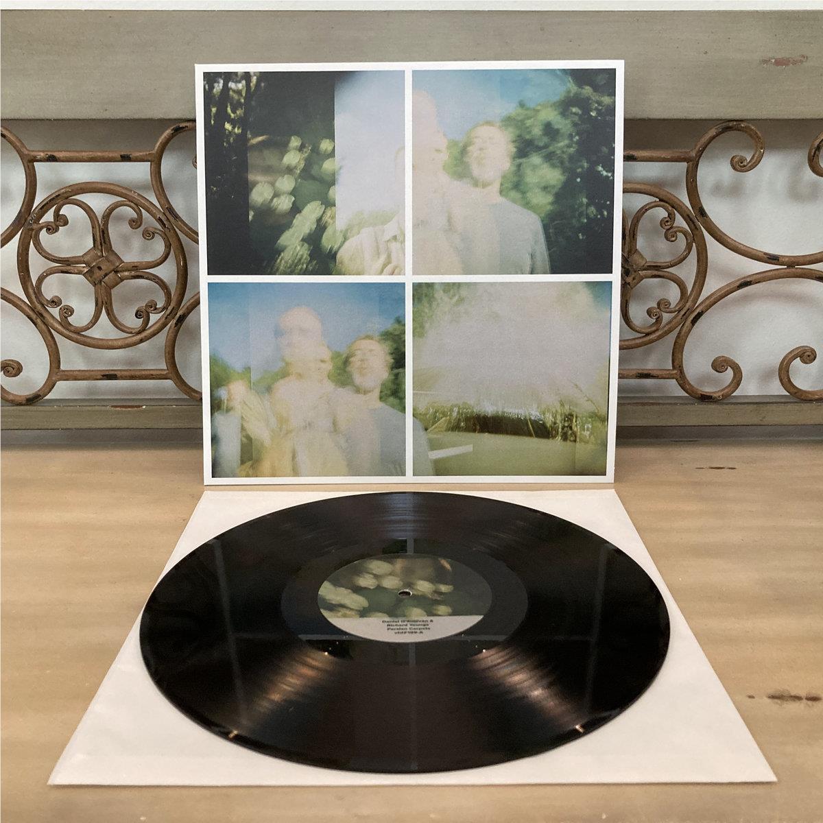 Persian Carpets (Vinyl) - By:Daniel O'sullivan & Richard Youngs