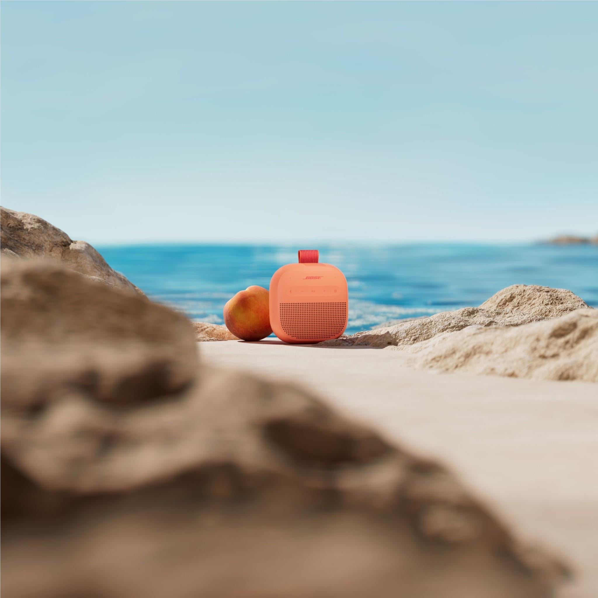 Bose SoundLink Micro Portable Speaker 2nd Gen (Sunset Peach)