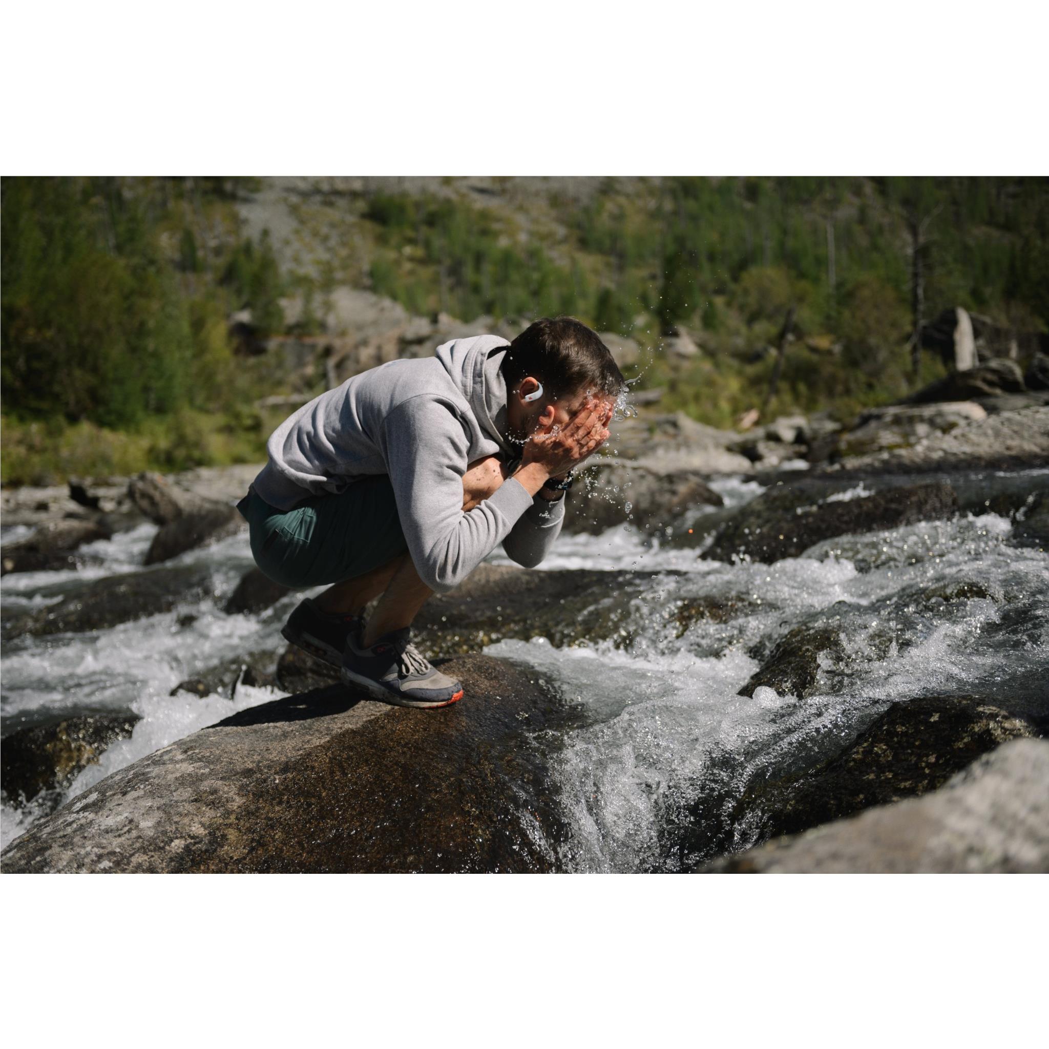 JBL Endurance Peak 4 TWS Sports In-Ear Headphones (White)