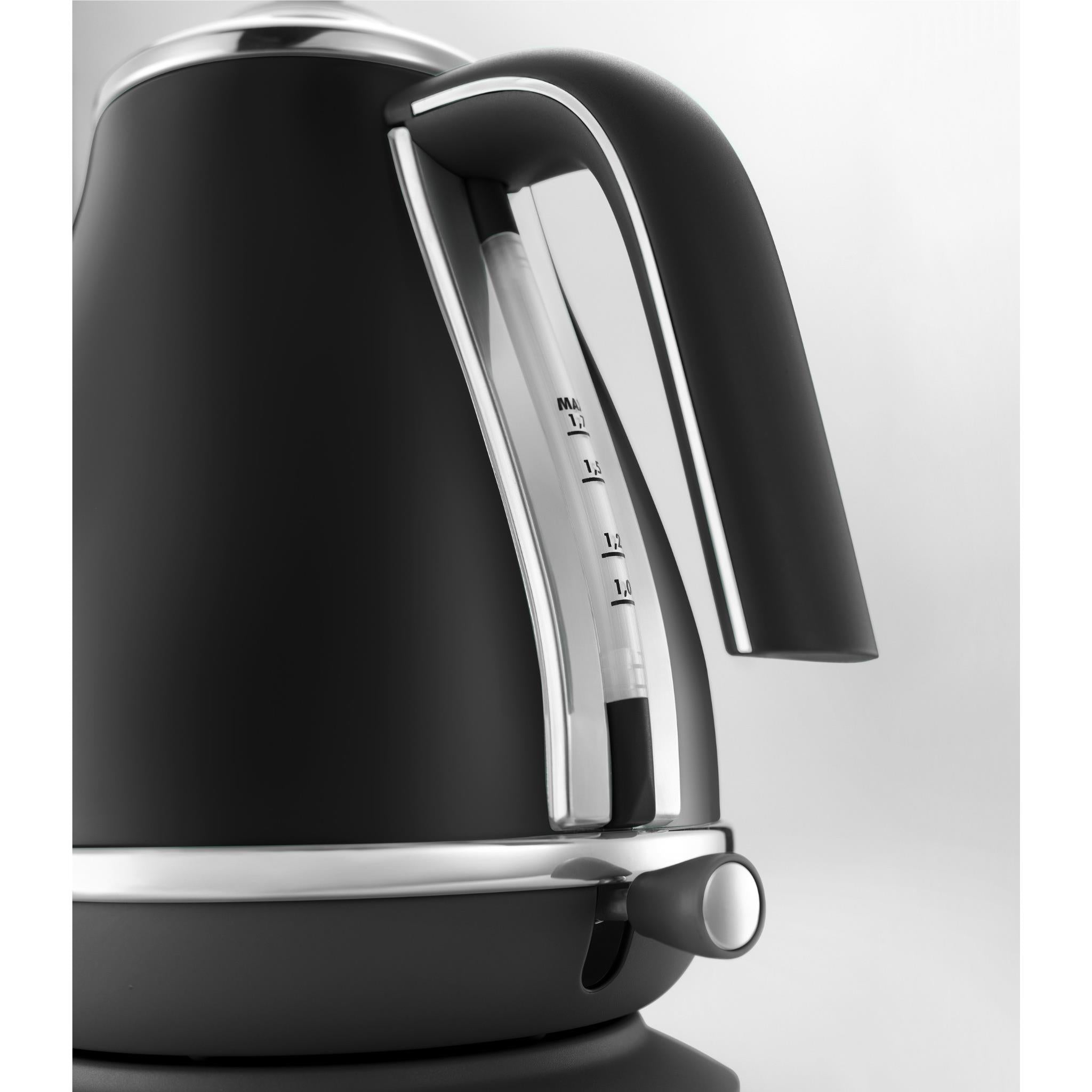 De'Longhi electric kettle spout and handle, black with stainless trim and volume markings