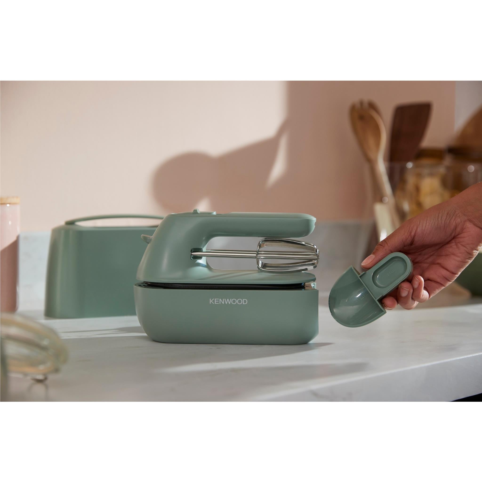 Kenwood QuickMix Go Hand Mixer (Eucalyptus Green)