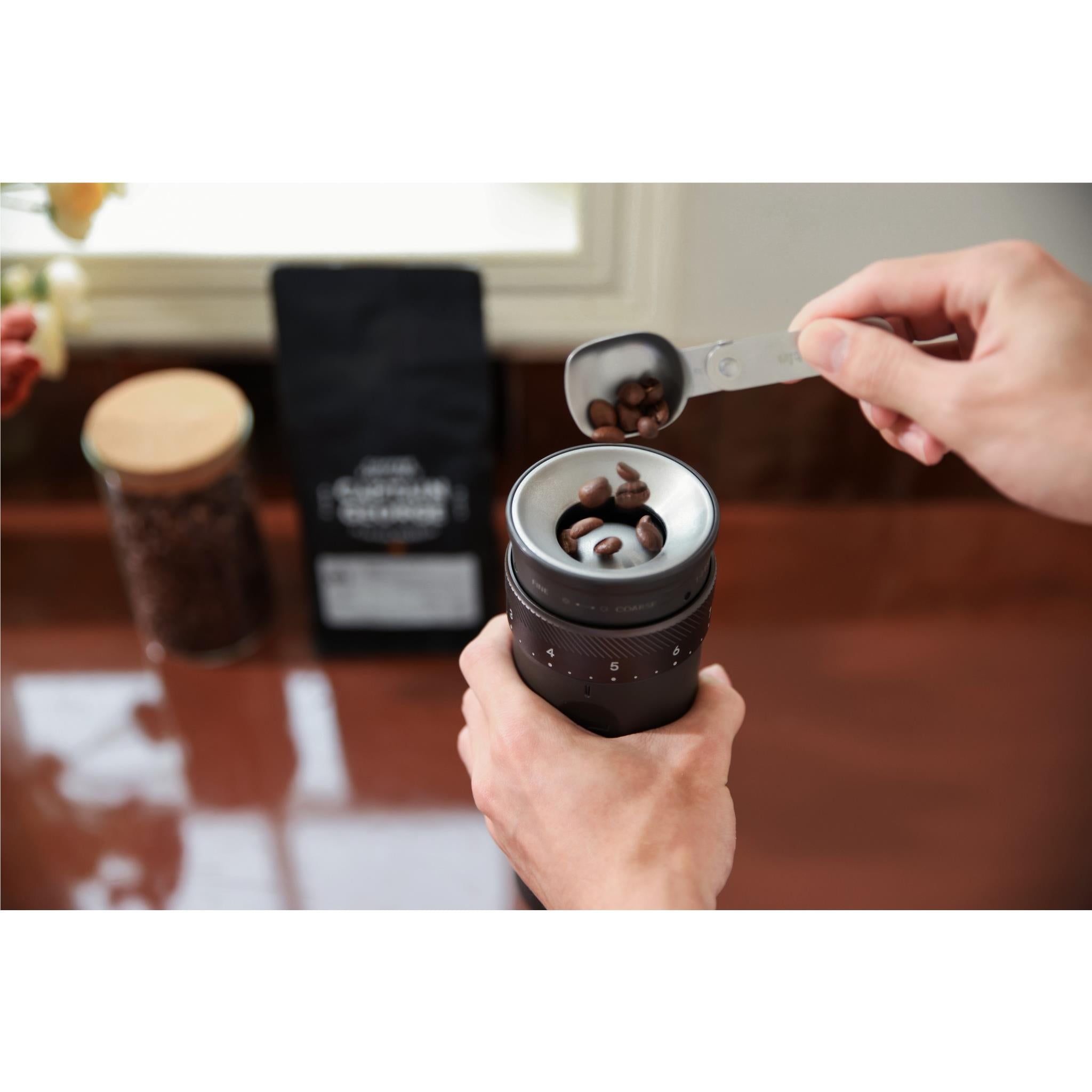 OutIn Fino Portable Electric Coffee Grinder 
(Tundra Brown)