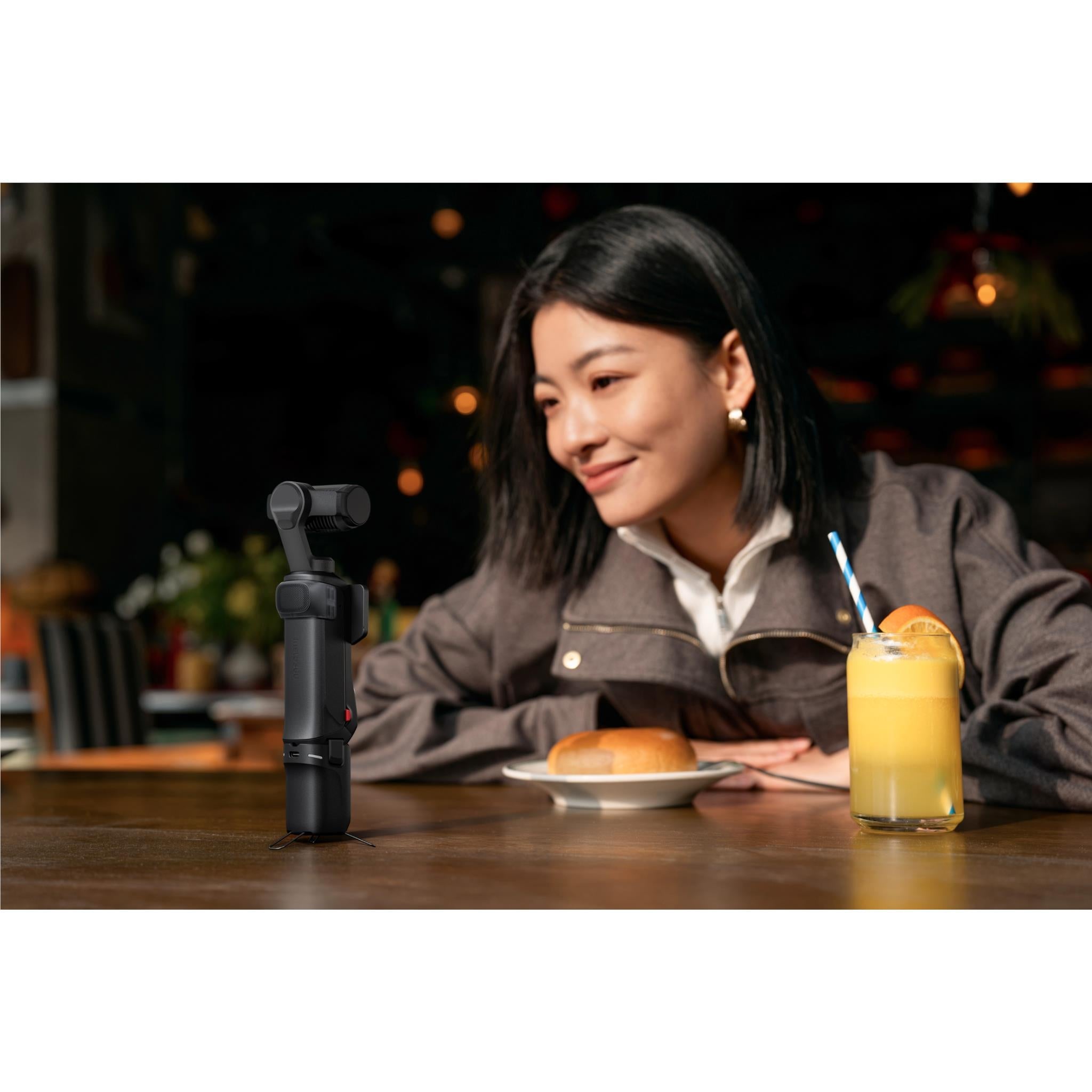 Insta360 Luna Ultra 8K gimbal camera in Cosmic Black, image 8 - Digital Cameras at Tech Supply Shed NZ