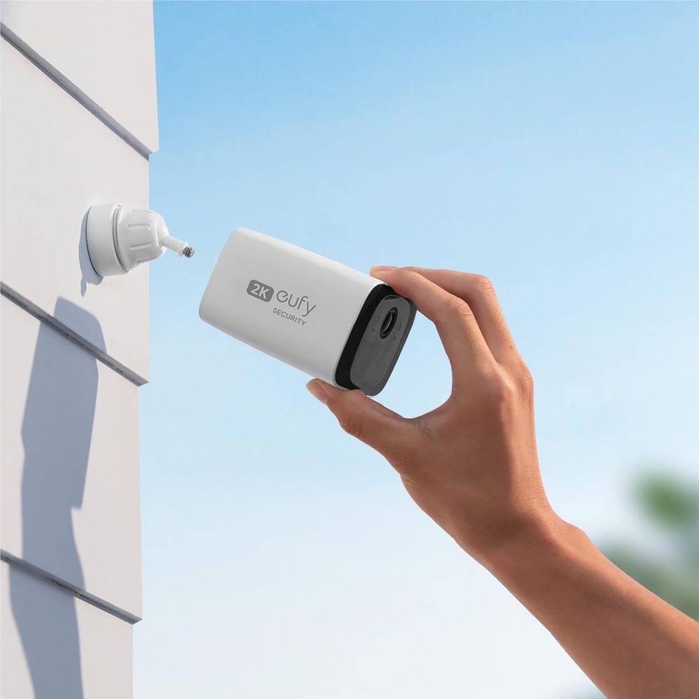 Eufy Security C210 2K SoloCam