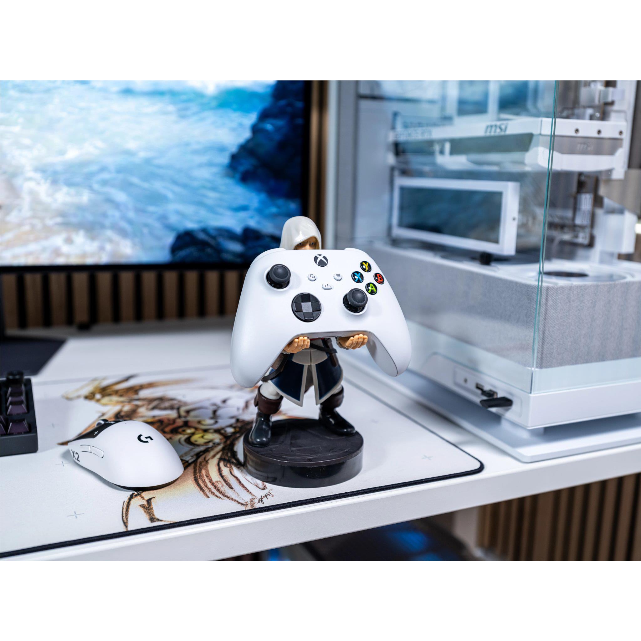 Cable Guys Assassin's Creed Edward Kenway controller and phone holder figure, image 8 - Collectables & Figurines at Tech Supply Shed NZ