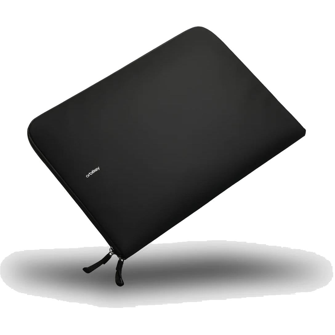 Black 16-inch laptop sleeve with zip and rear handle, slim protective case