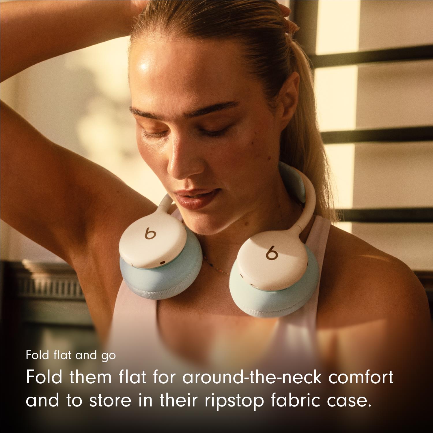 Beats 360 over-ear headphones in Sky, image 7 - Over-Ear Headphones at Tech Supply Shed NZ
