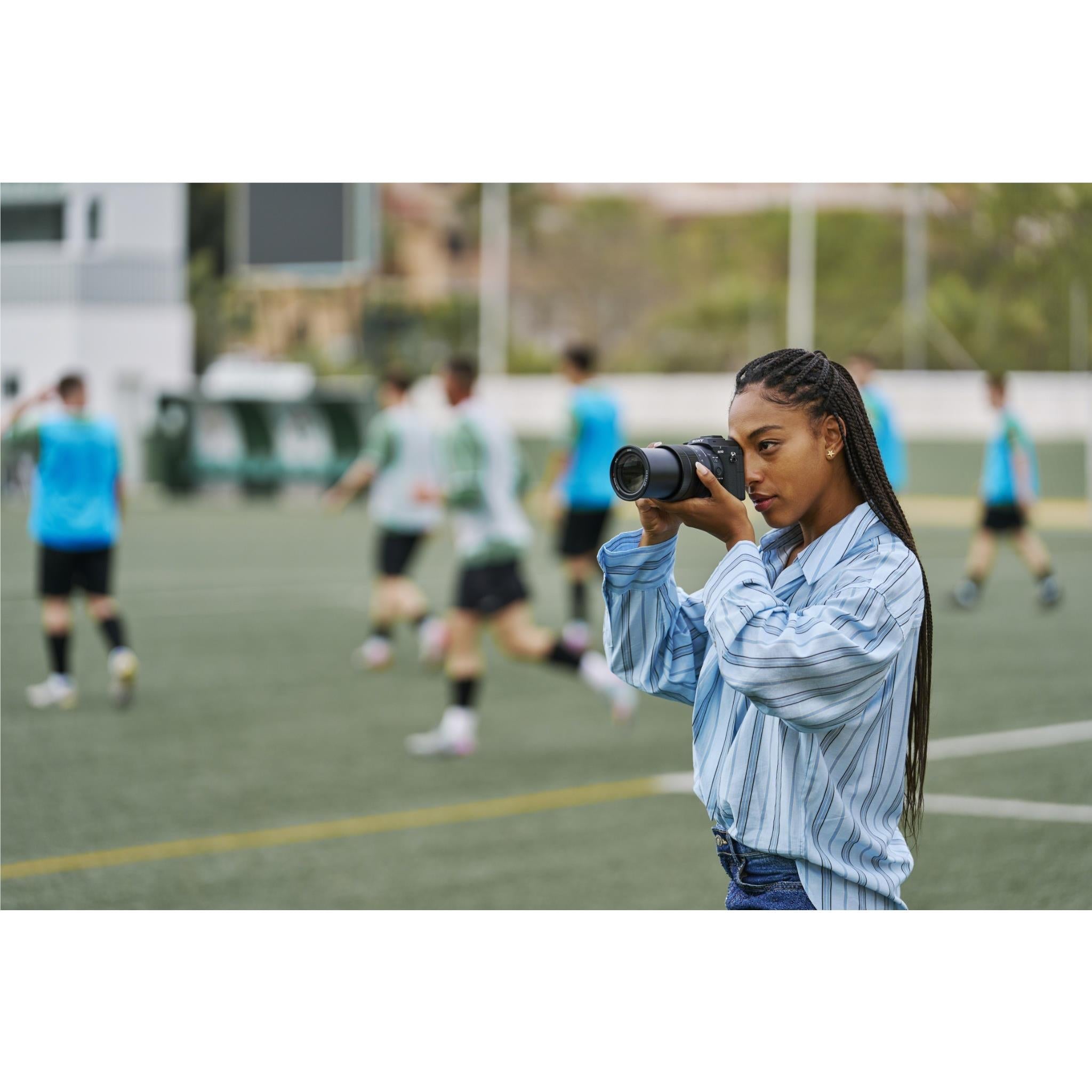 Sony RX10 V 24-600mm high-zoom digital camera in black, image 12 - Digital Cameras at Tech Supply Shed NZ