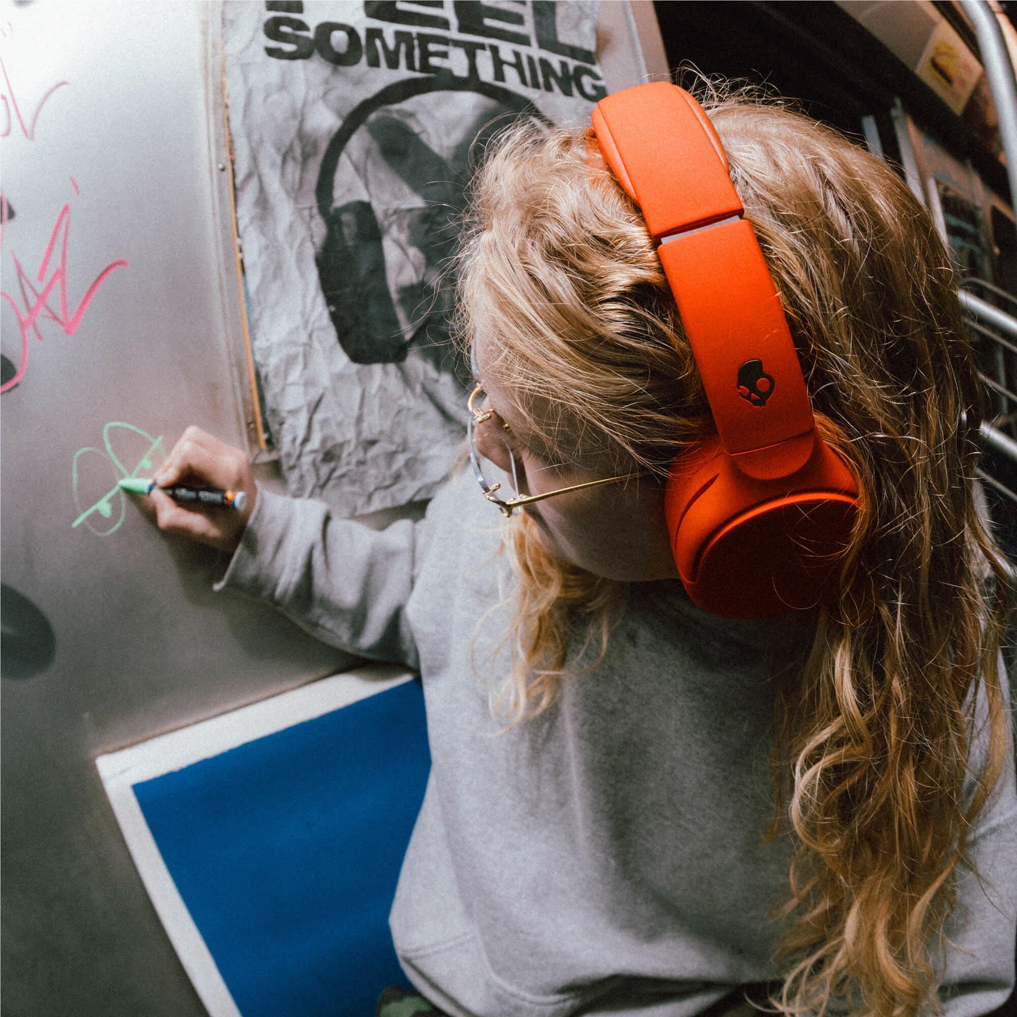 Skullcandy Crusher 720 over-ear headphones in Plasma, image 11 - Over-Ear Headphones at Tech Supply Shed NZ